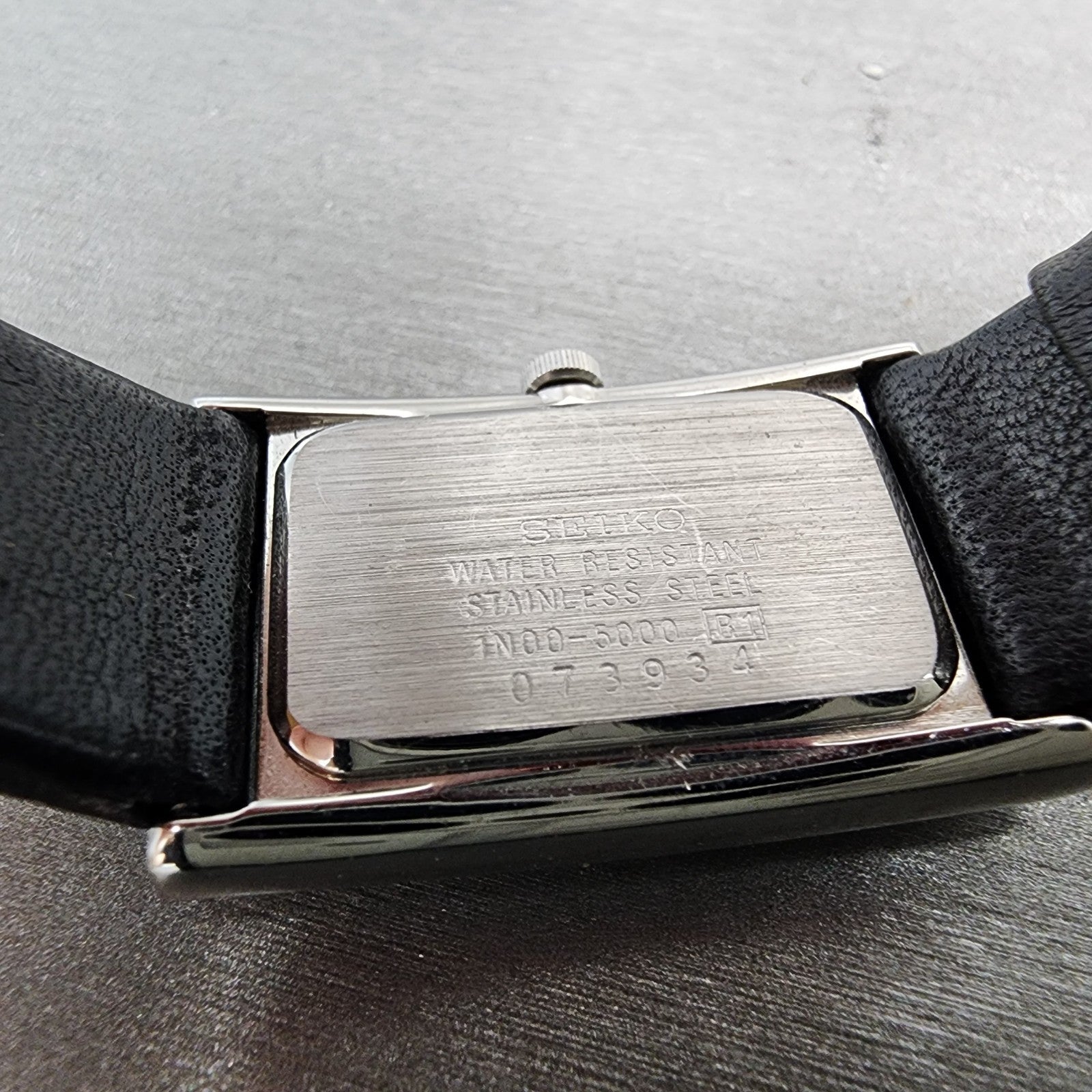 Seiko Tank Watch Women 20mm Black Dial Silver Tone Rectangle 1N005000 New Batt9