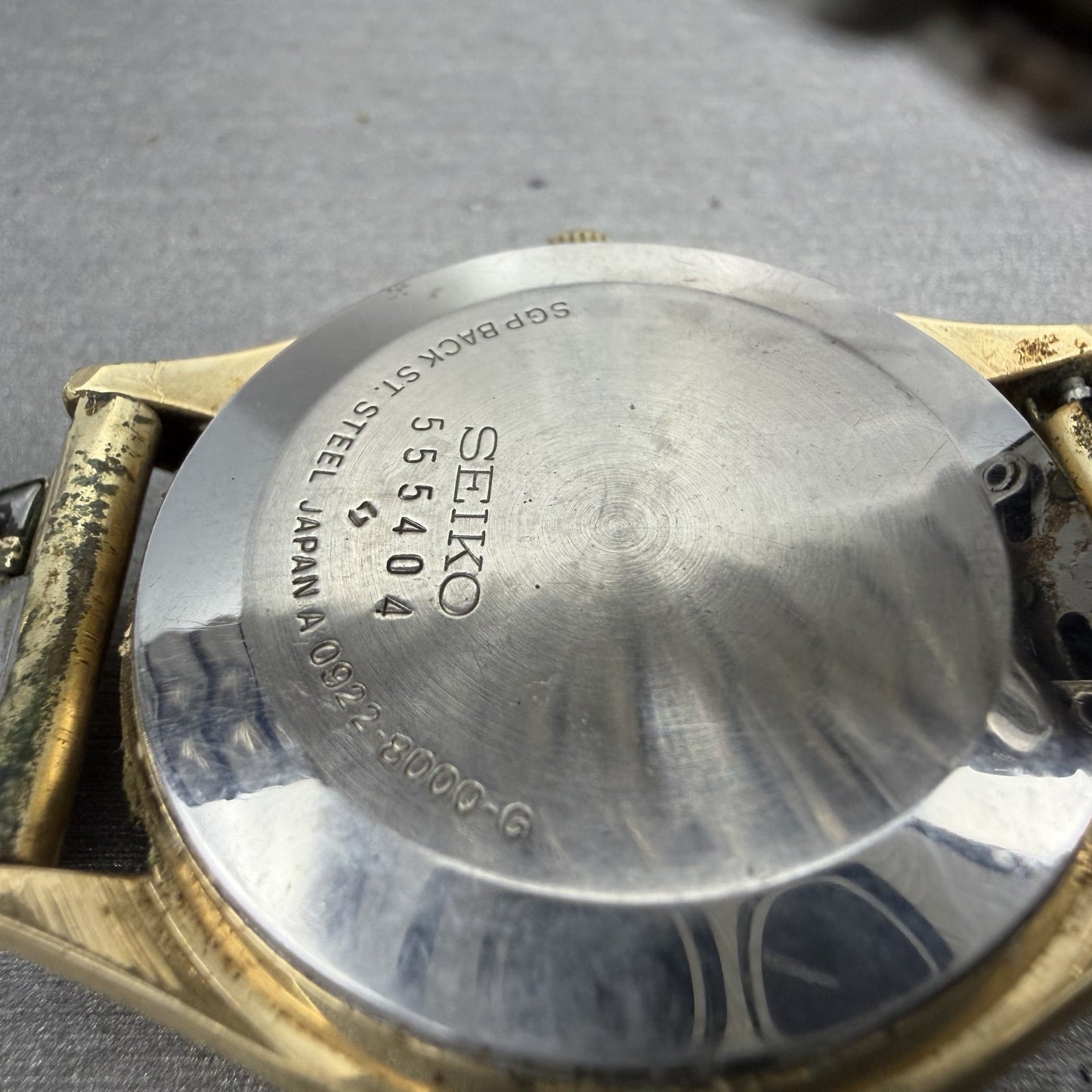 Seiko QZ Watch Men 36mm Silver Dial Gold Tone Date Round 0922-8000 PARTS10