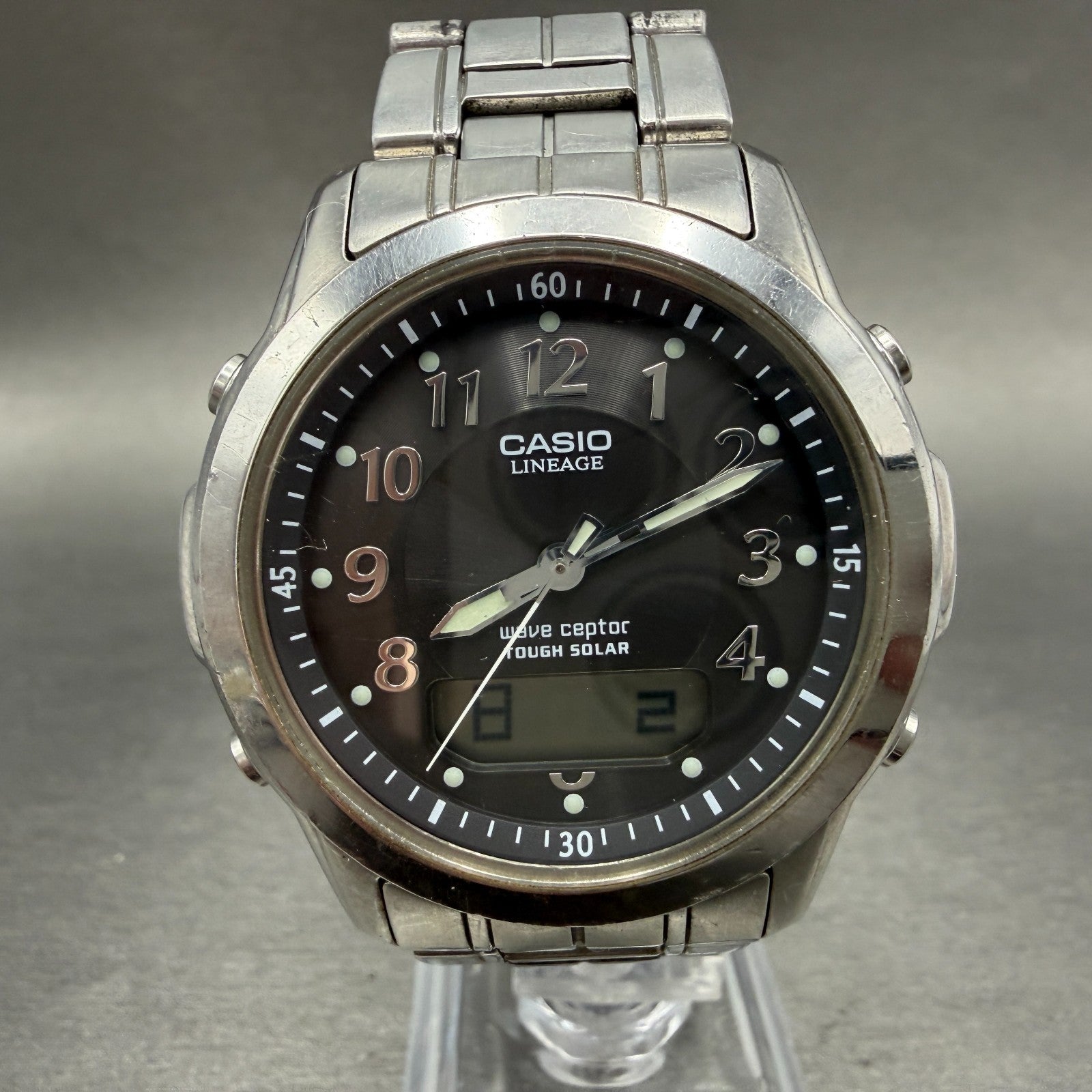 Casio Lineage Watch Men 41mm Black Dial Silver Tone Analog Digital Solar Runs0
