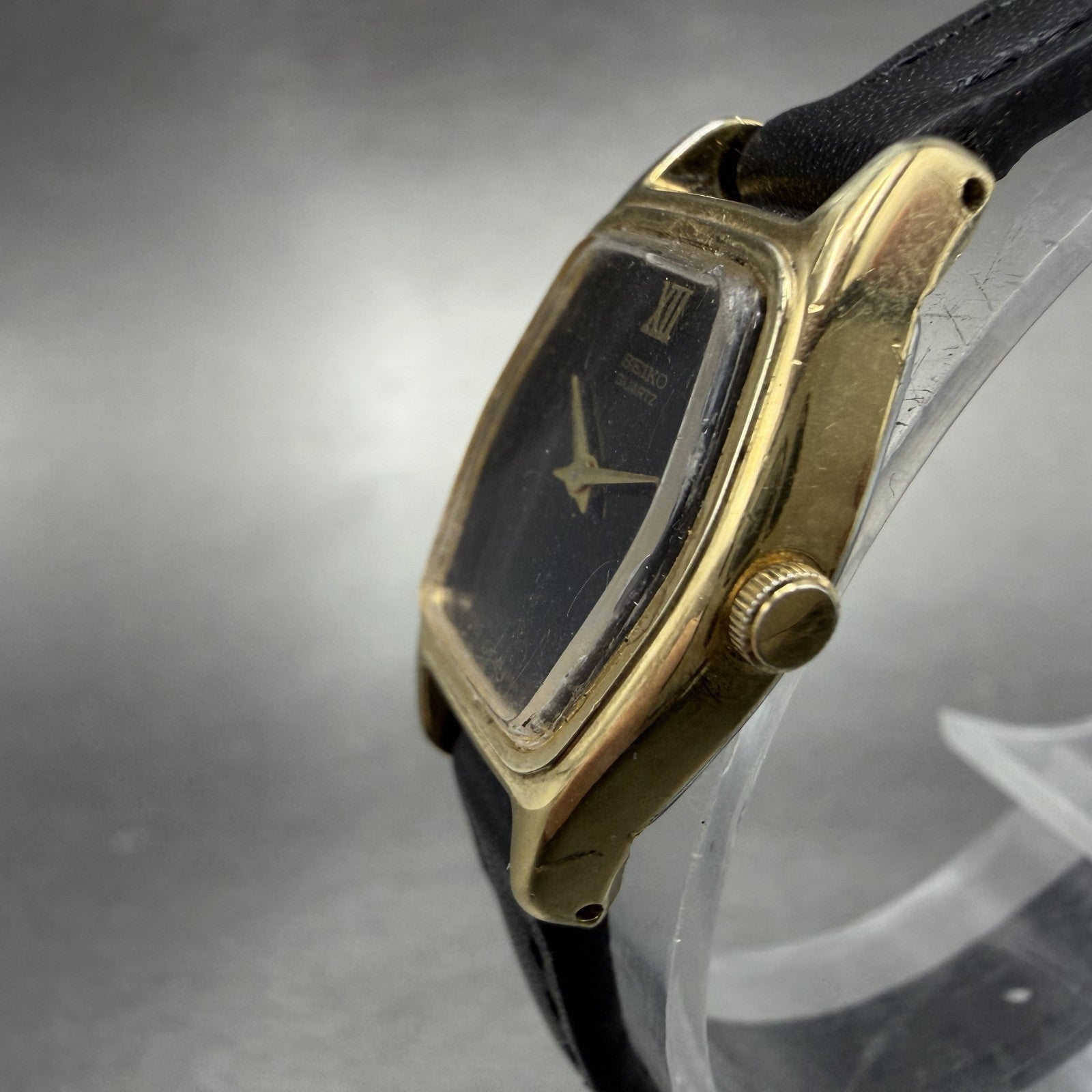Seiko Watch Women 18mm Black Dial Gold Tone Hexagon 2c20-6440 New Battery HJKUBK2