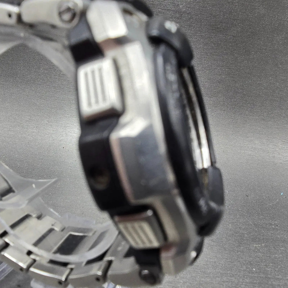 Casio G-Shock MTG-1200 Watch Men 47mm Black Dial Black Silver Date Round Works3