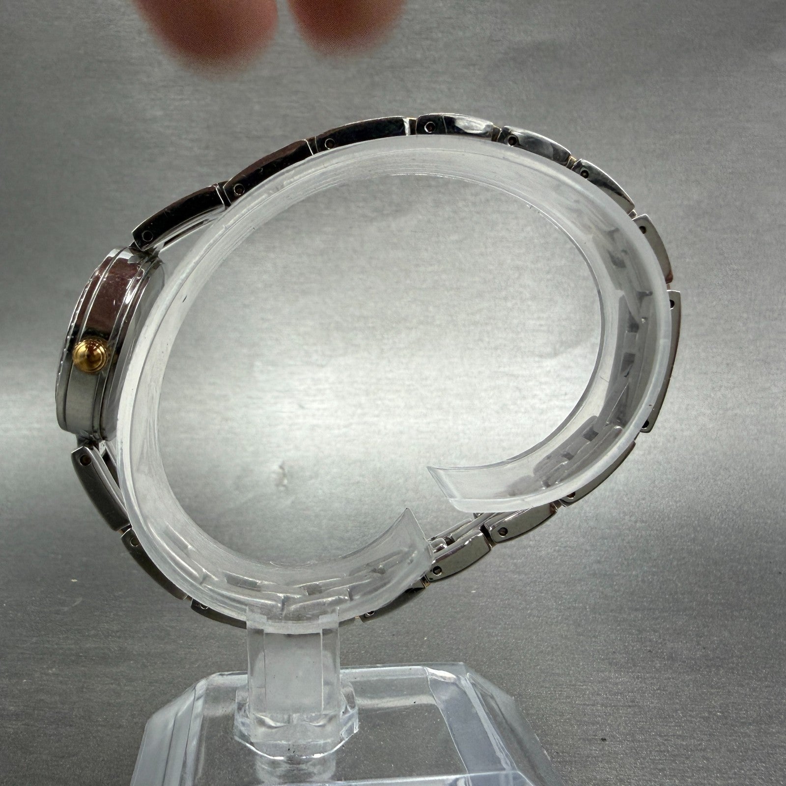 Bulova Watch Women 22mm MOP Dial Two Tone Round 98L212 New Battery Vintage6