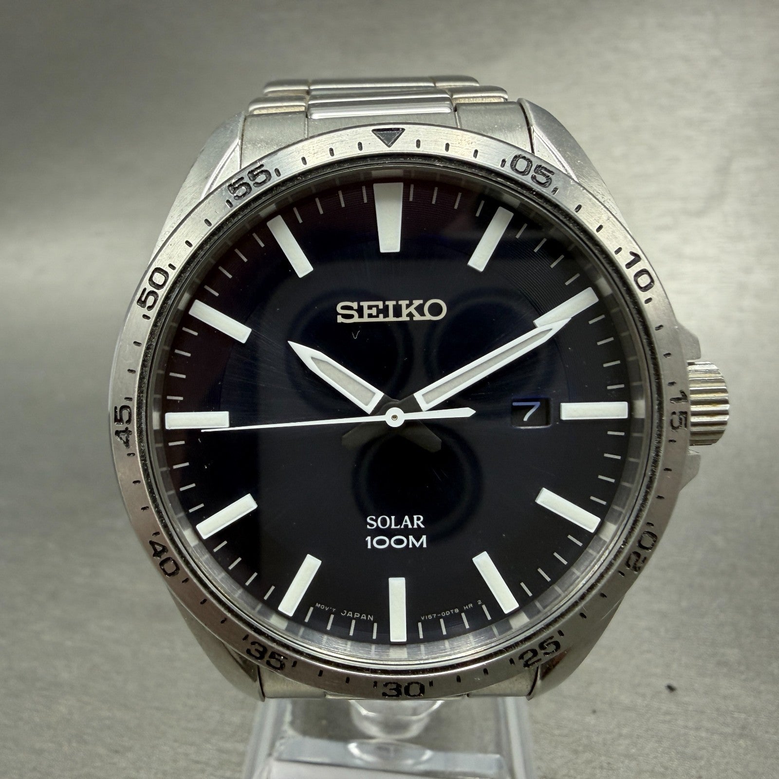 Seiko Solar Watch Men 42mm Blue Dial Silver Tone Date Round V157-0CP0 Runs0