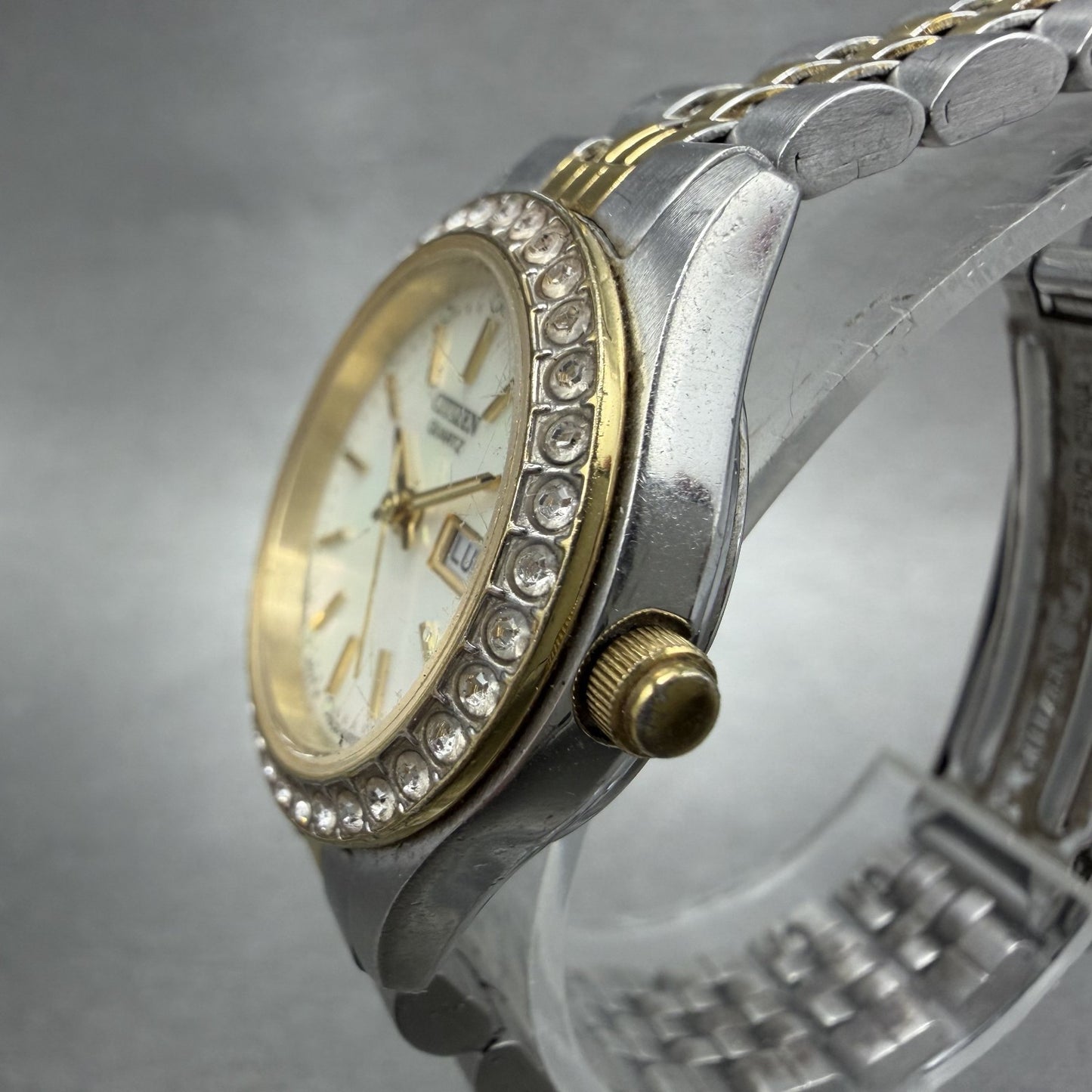 Citizen Watch Women 25mm MOP Dial Two Tone Daydate 1002S04464 New Battery2