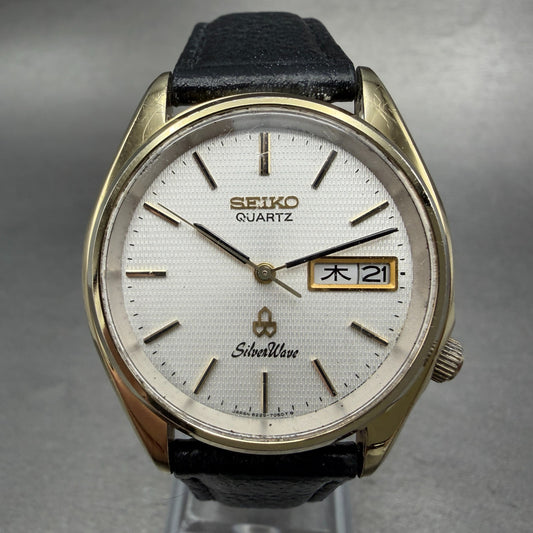 Seiko SilverWave Watch Men 35mm Silver Dial Gold Tone Daydate 8229-7038 New Batt0