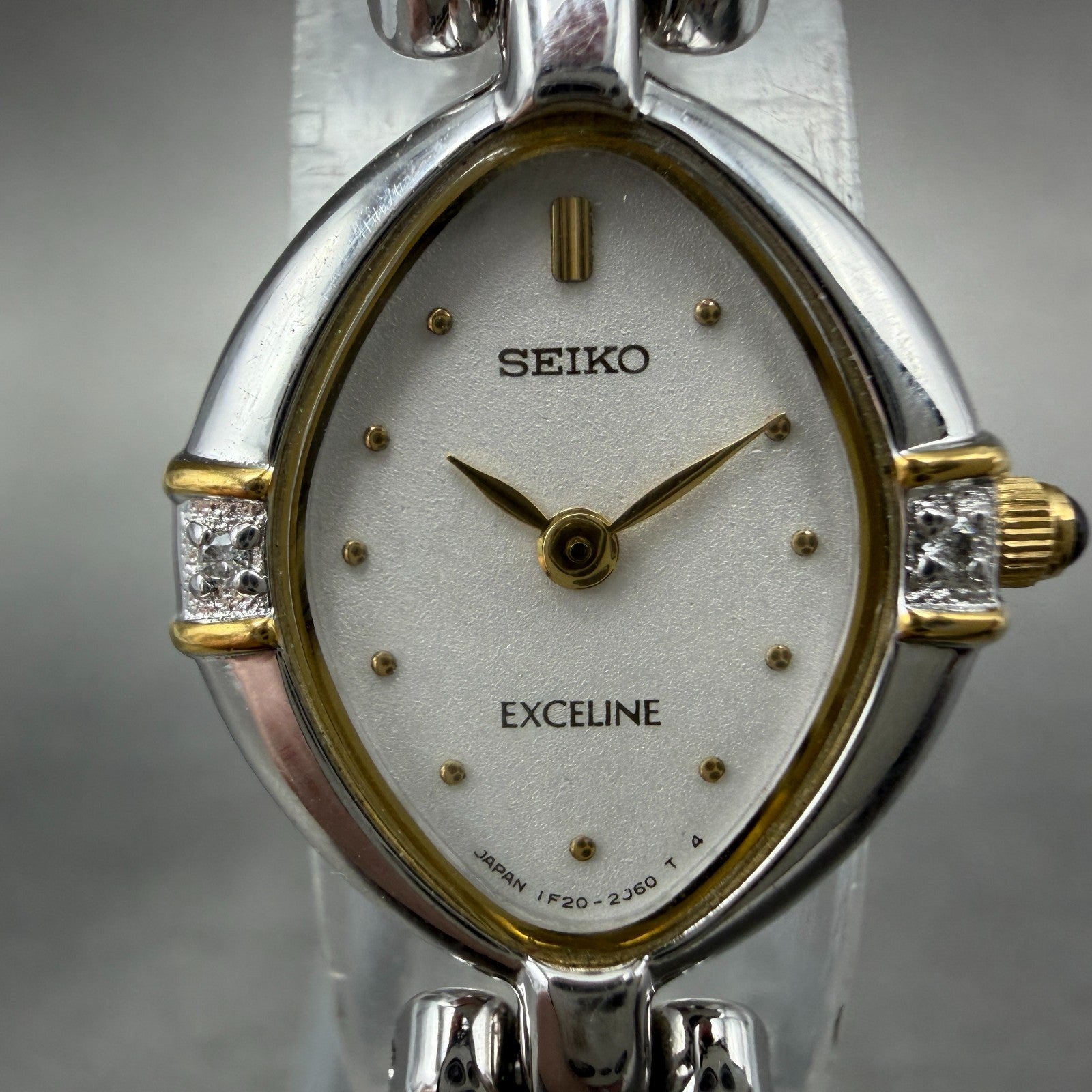 Seiko Exceline Watch Women 19mm White Dial Two Tone Oval 1F20-6B60 New Battery1