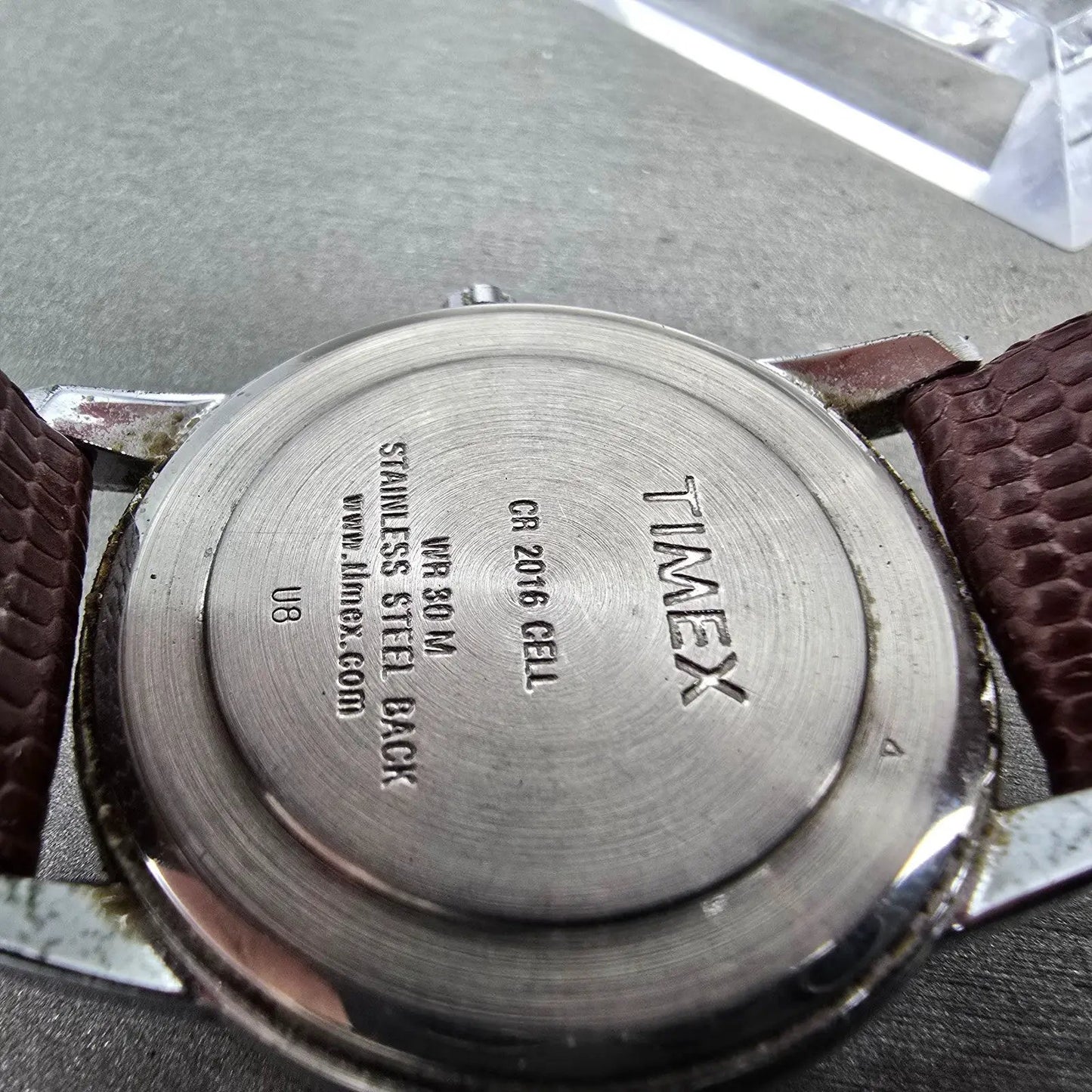 Timex Indiglo Watch Men 35mm White Dial Two Tone Daydate Round New Battery6