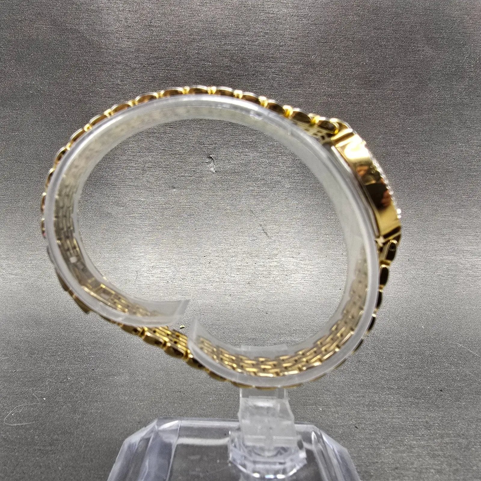 Elgin Watch Women 18mm Champagne Dial Gold Tone Oval Crystal Accent  New Battery8