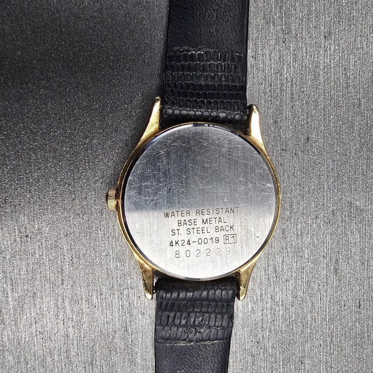 Seiko Moon Phase Watch Women 25mm Champagne Dial Gold Date 4K24-0019 New Batt 4511