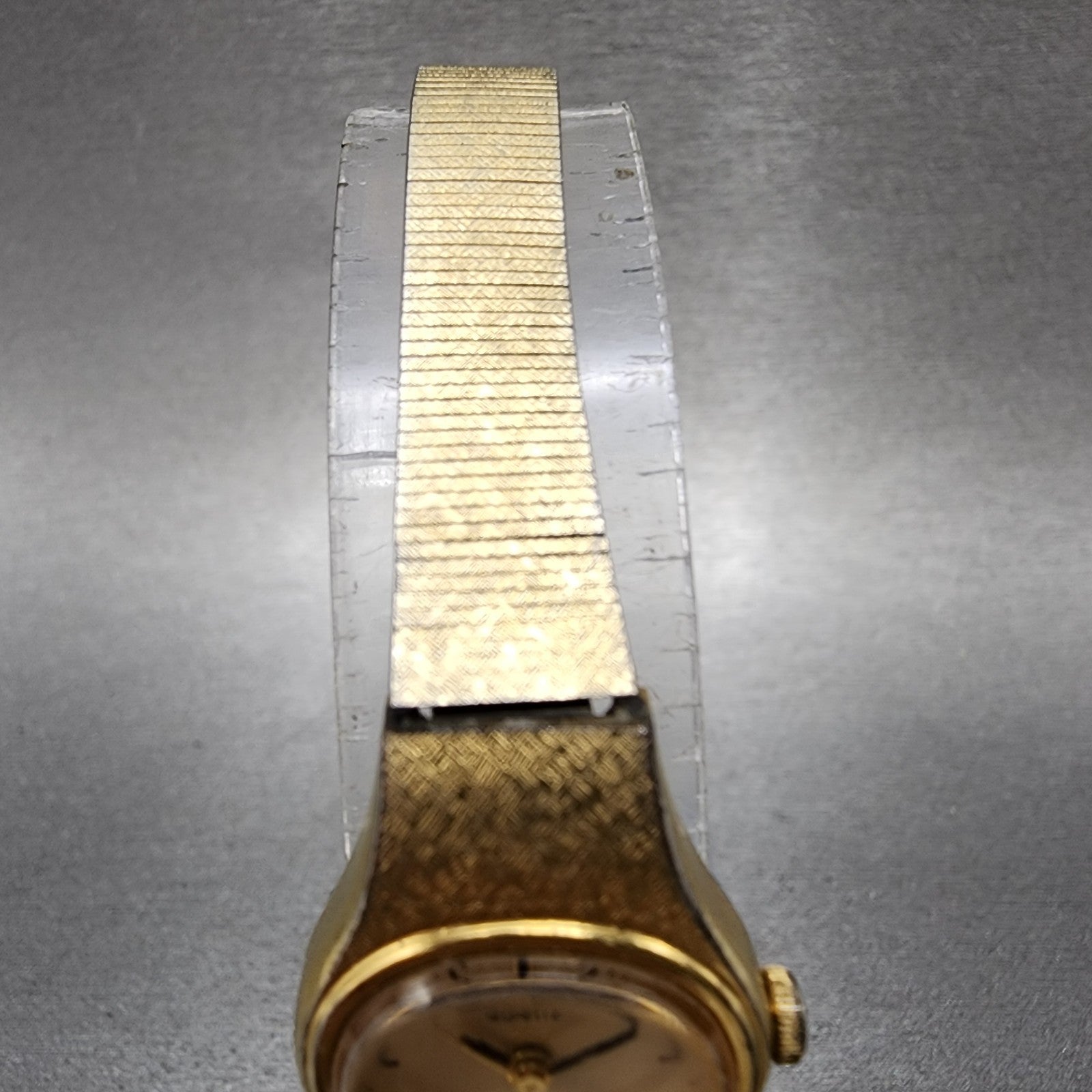 Citizen CQ Watch Women 18mm Champagne Dial Gold Tone 2030202791 New Battery4