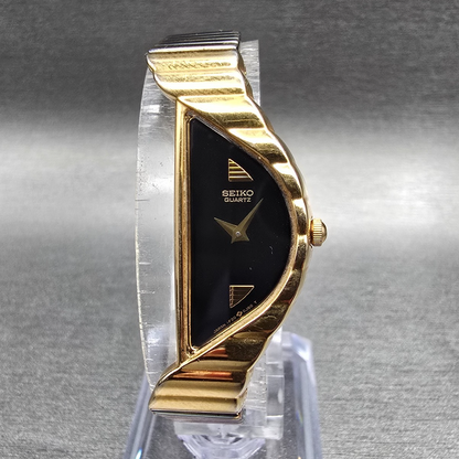 Seiko Half Moon Watch Women 15mm Black Dial Gold Asymmetrical 1F20-5D59 New Batt0