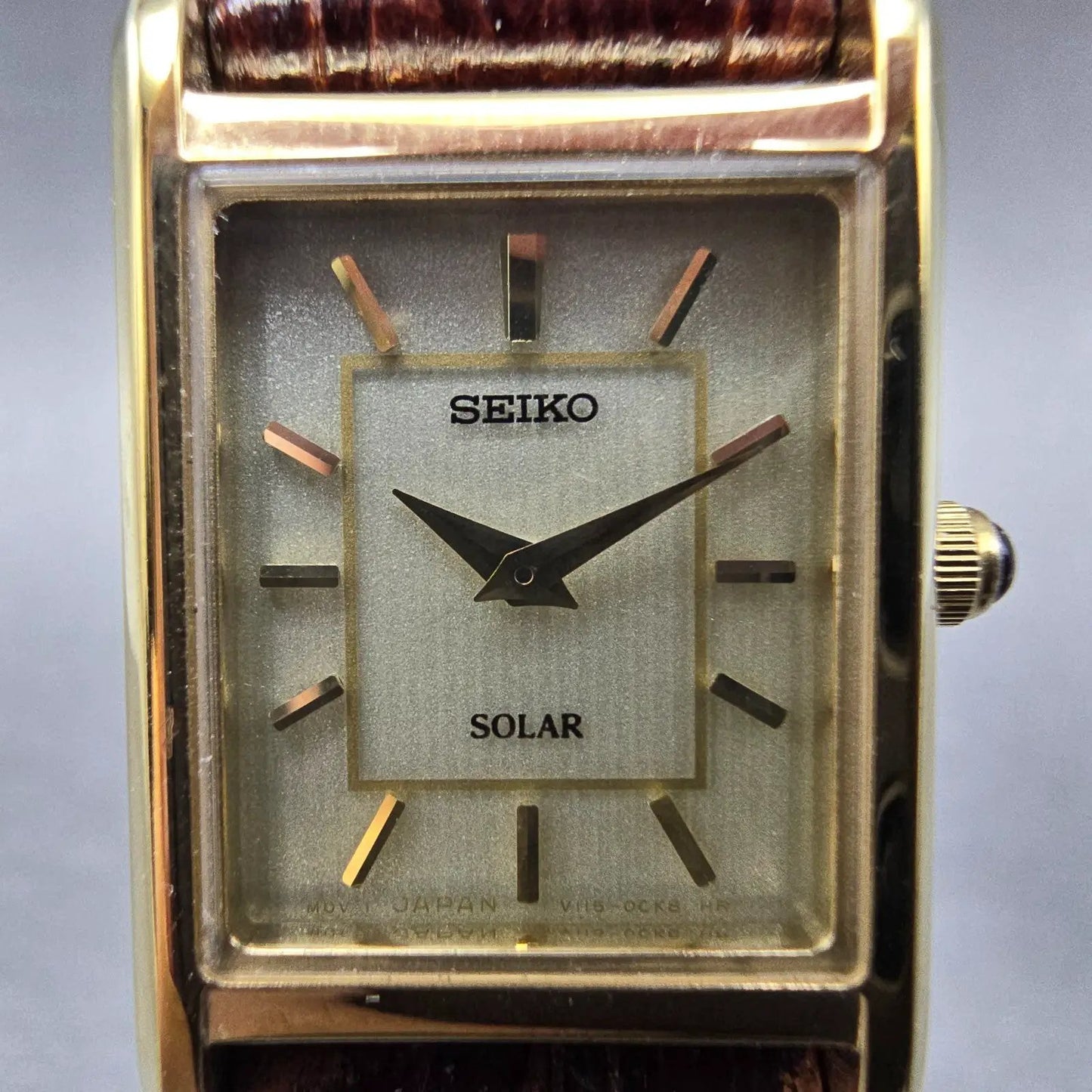 Seiko Solar Tank Watch Women 18mm Champagne Dial Gold Tone V115-0BD0 Runs1