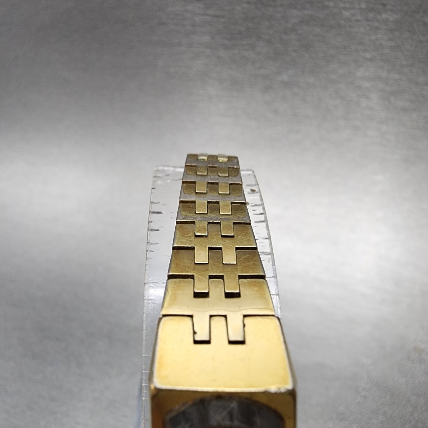 Seiko Tank Watch Women 13mm Silver Dial Gold Tone Rectangle Manual Wind Runs4