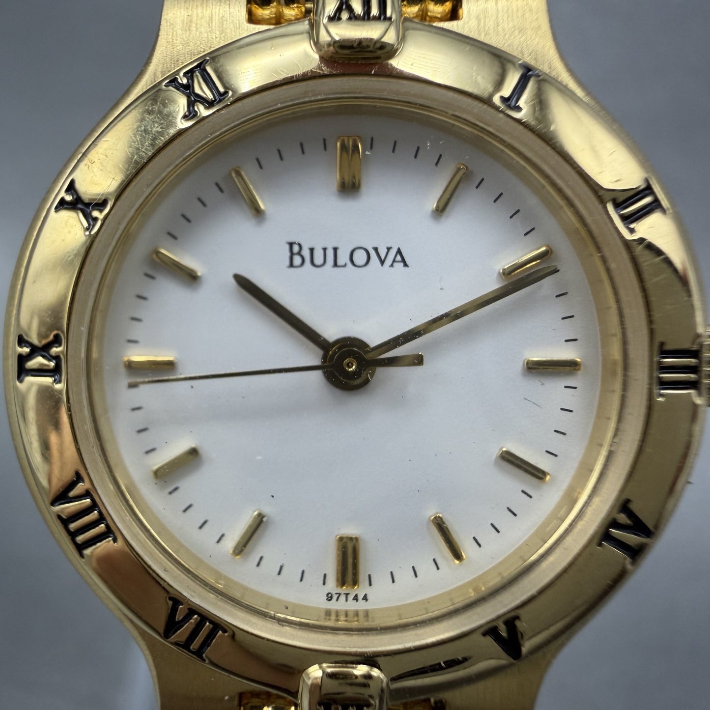 Bulova Watch Women 25mm White Dial Gold Tone Round 97T44 New Battery1
