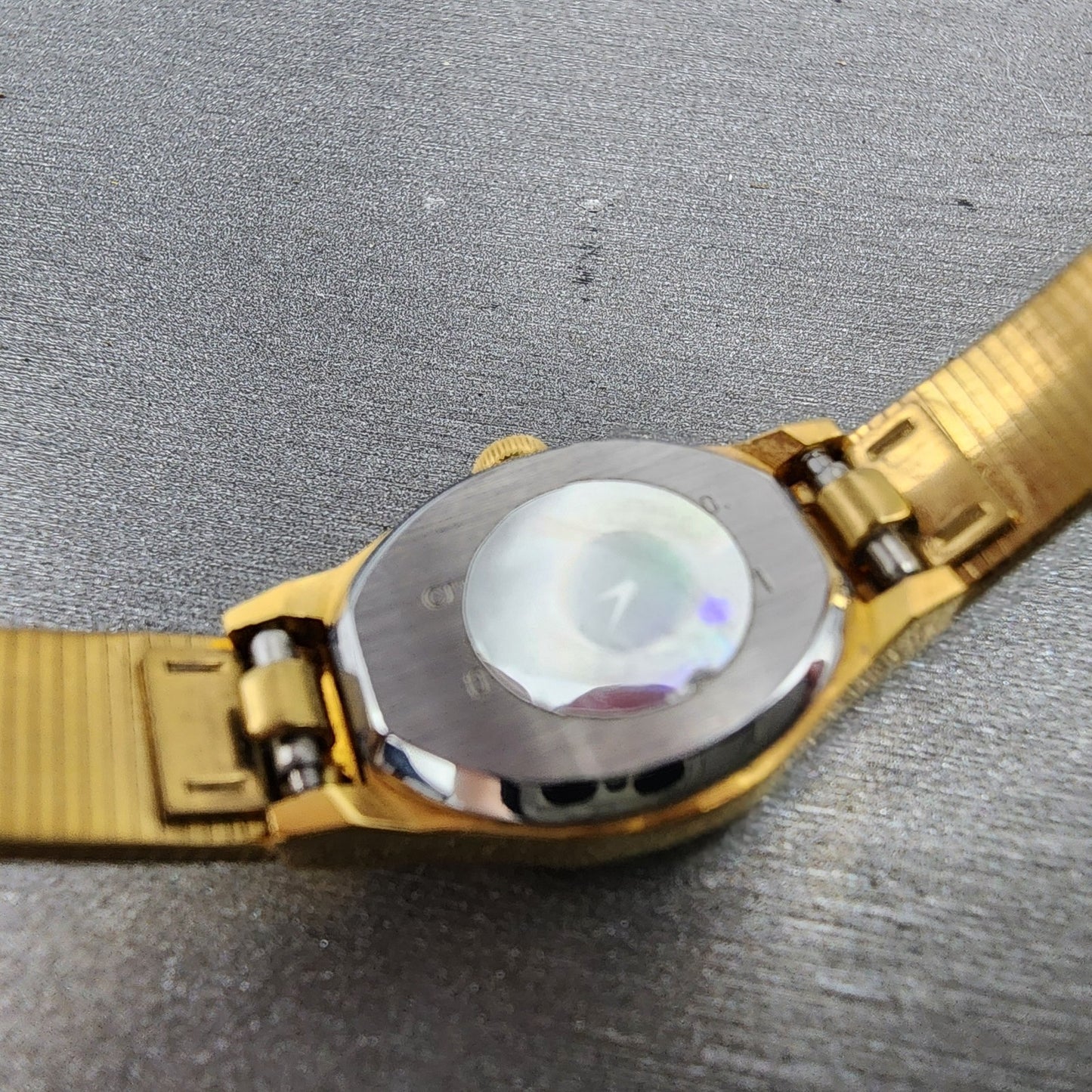 Citizen CQ Watch Women 16mm Black Dial Gold Tone Oval 3220S34054Z New Battery9