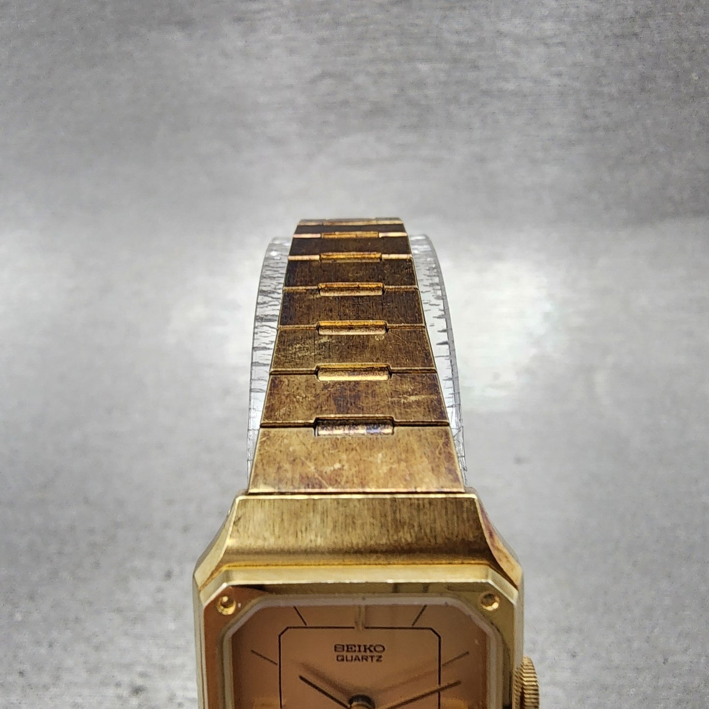 Seiko Tank Watch Women 20mm Champagne Dial Gold Tone 14285089 New Battery4