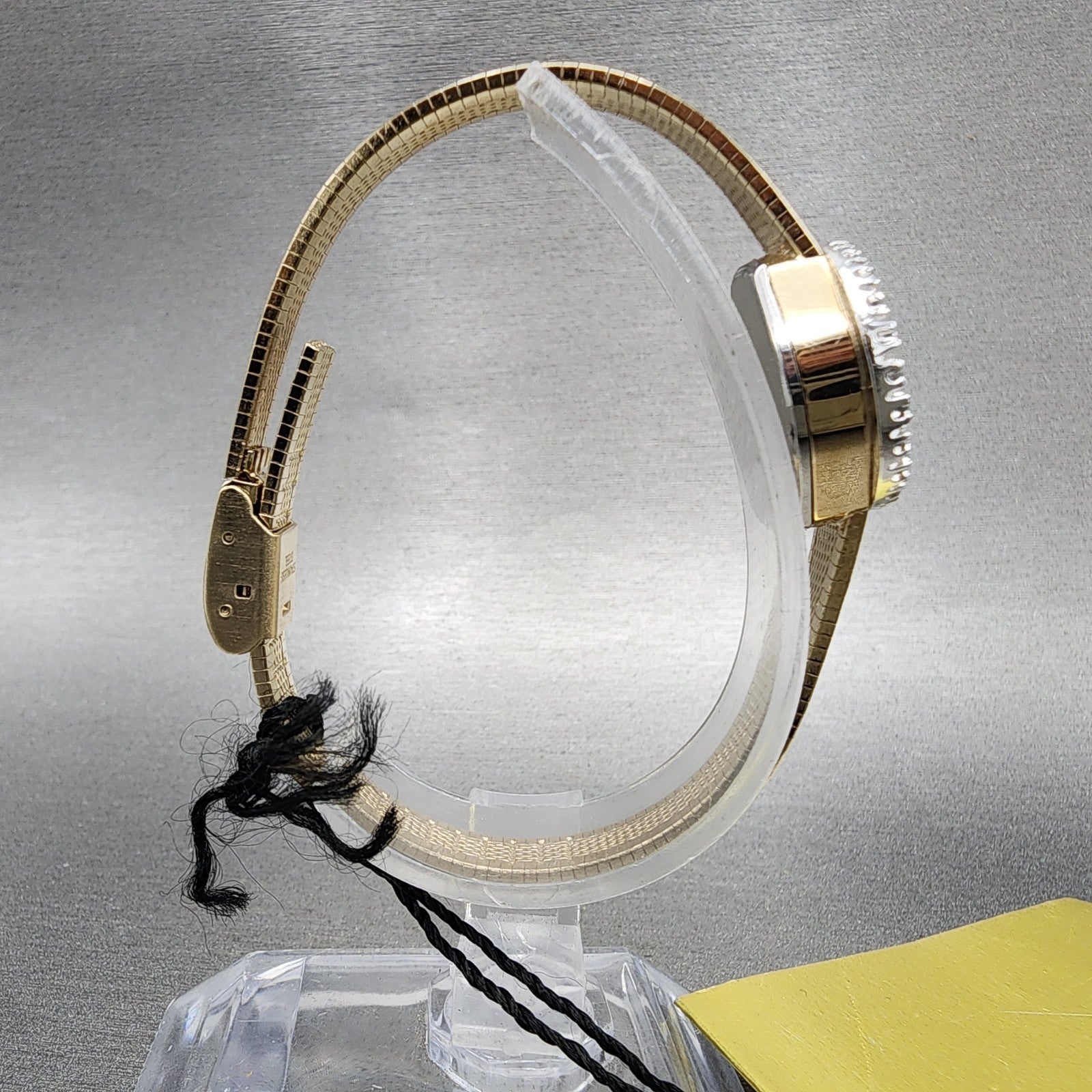 Lucien Piccard Dufonte Watch Women 17mm Champagne Dial Gold Tone Round New Batt8