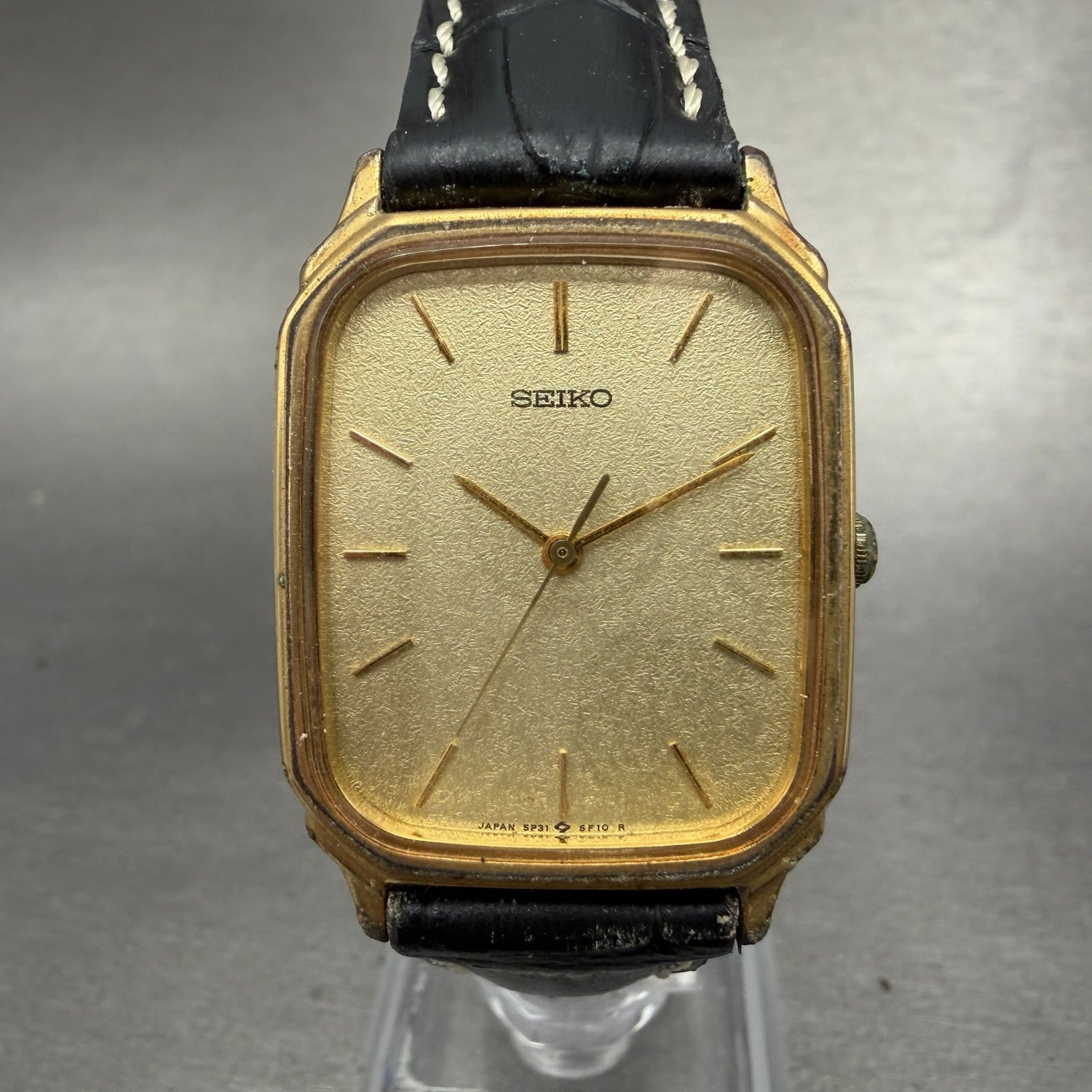 Seiko Tank Watch Men 26mm Champagne Dial Gold Tone 5P31-5D80 New Battery Vintage0