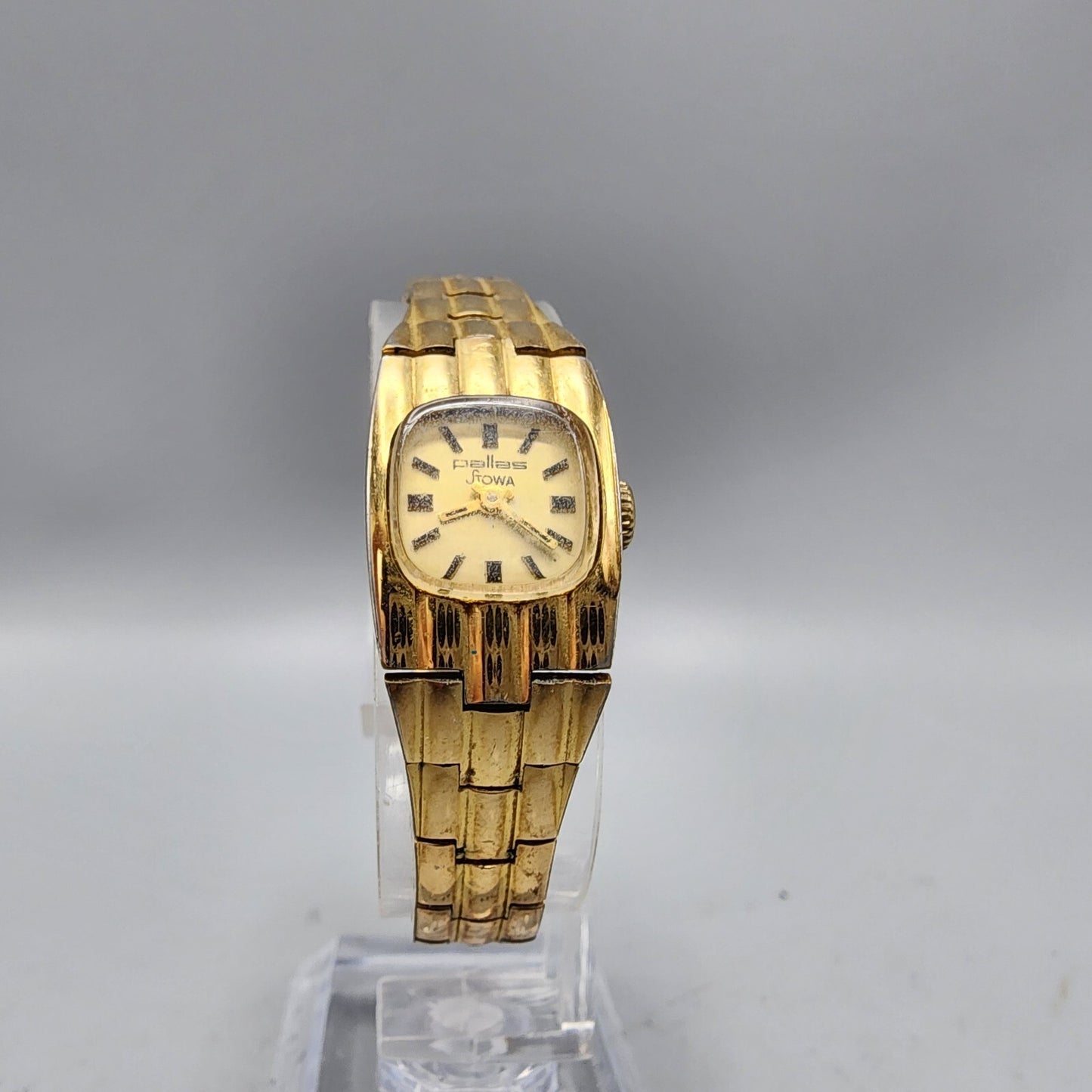 Stowa Pallas Watch Women Gold Tone Gold Dial 16mm Rectangle Manual Wind Runs