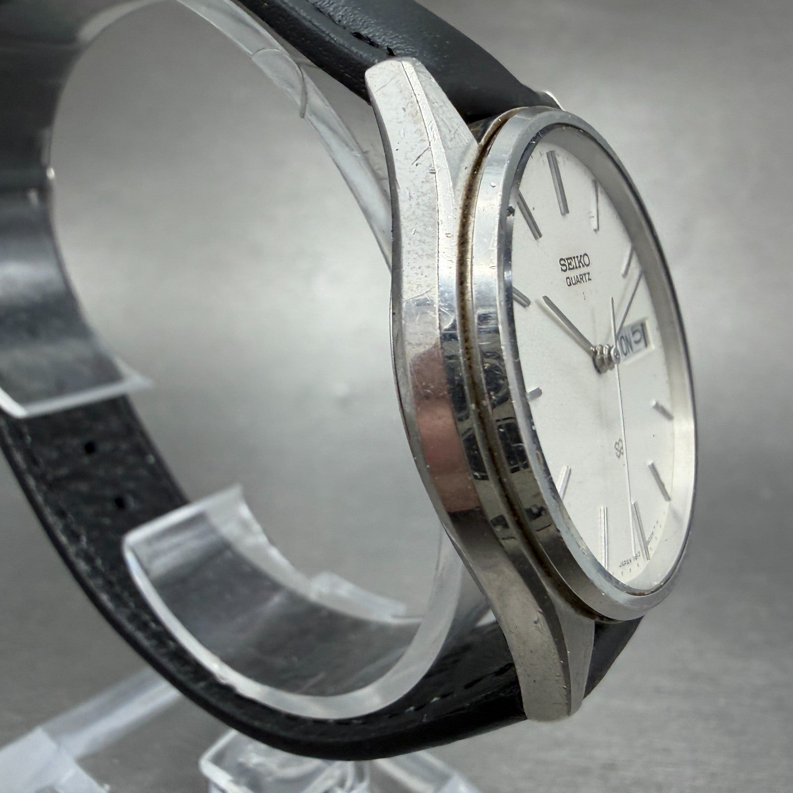Seiko SQ Watch Men 34mm Silver Dial Silver Tone Daydate READ!! 7813-8029 NewBatt3