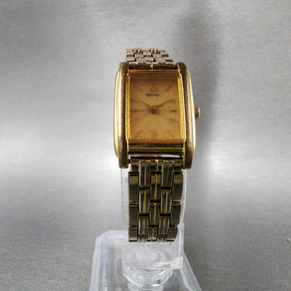 Seiko Tank Watch Women 18mm Champagne Dial Gold Tone V4015650 New Battery5