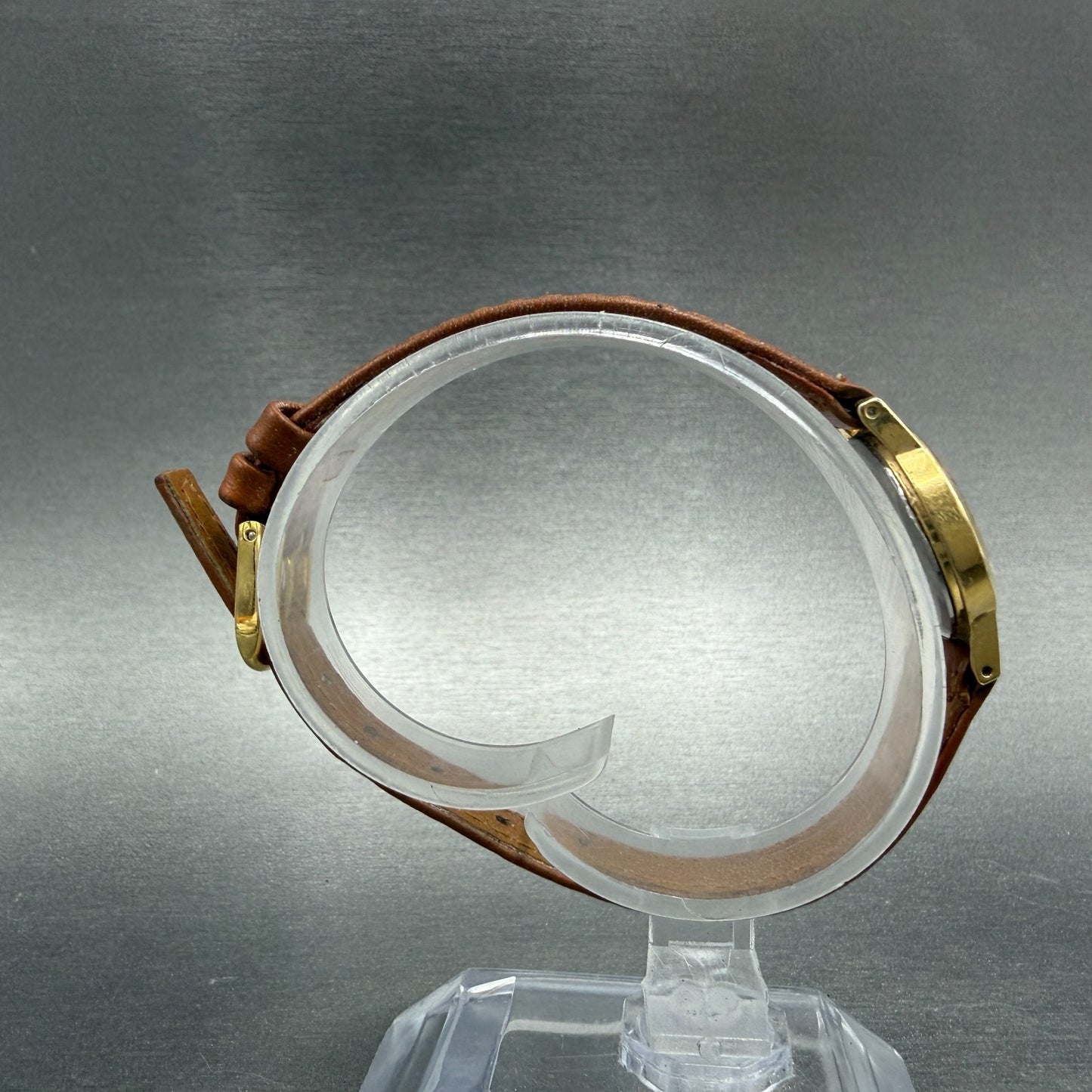 Seiko Watch Women 20mm Champagne Dial Gold Tone Round 2P20-0A10 New Battery VTG8