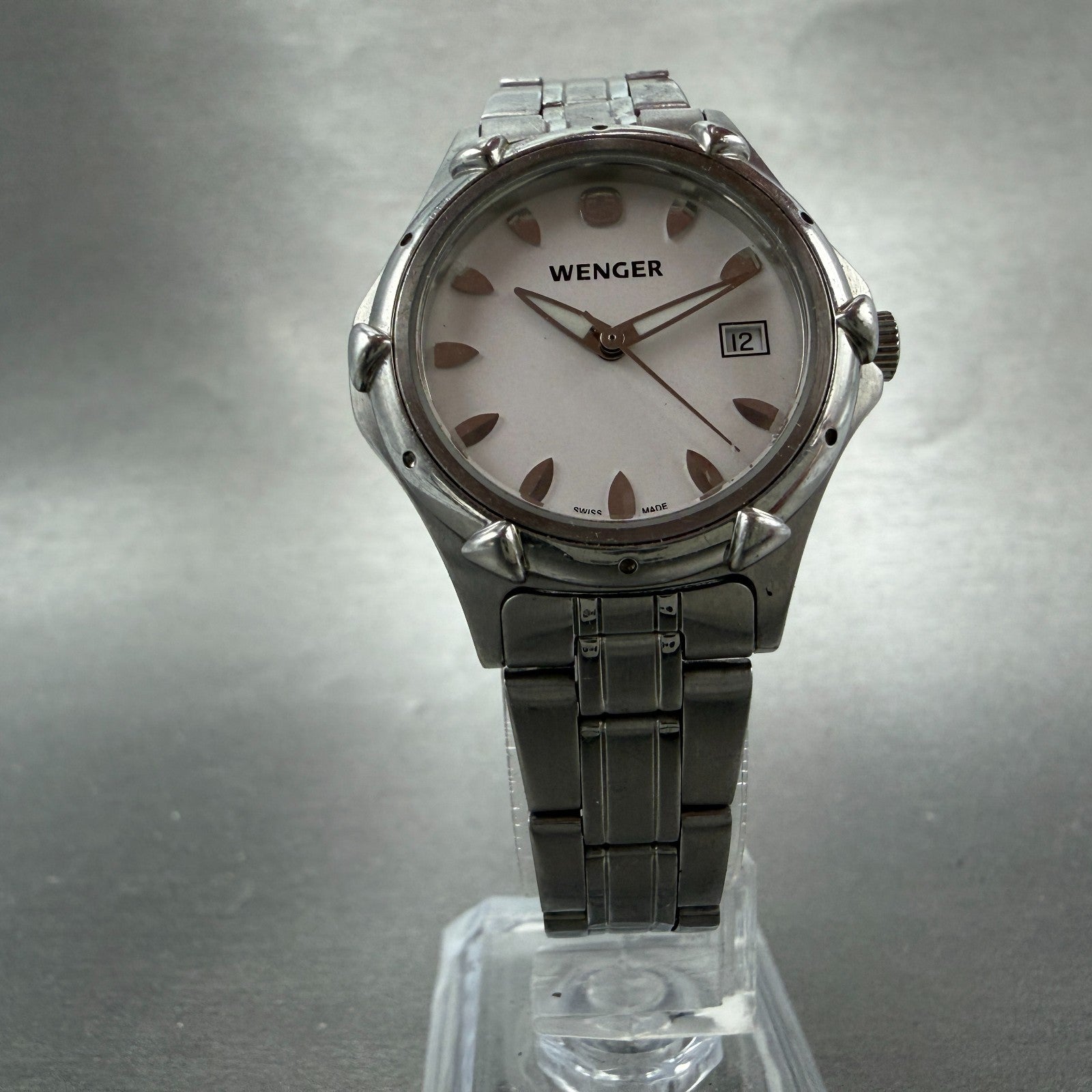 Wenger Watch Women 30mm White Dial Silver Tone Date Round 7023X New Battery5