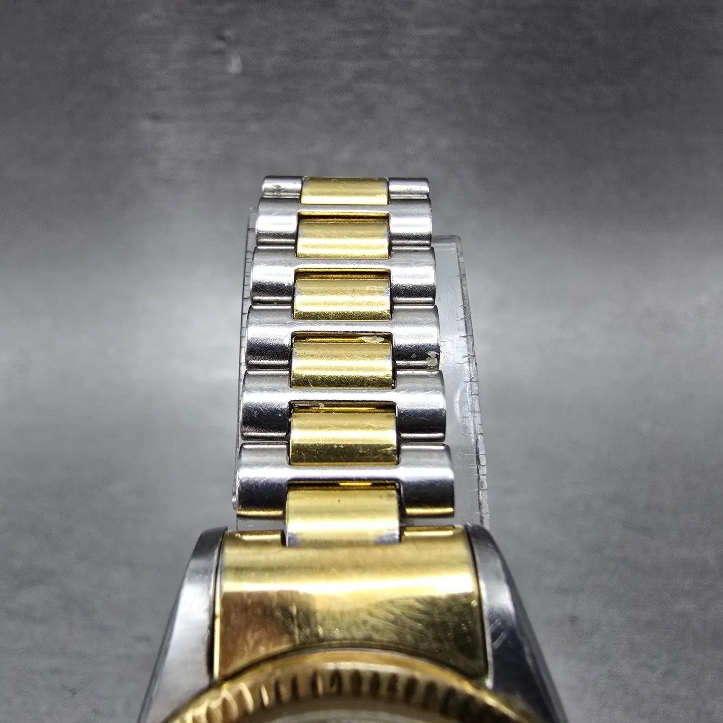 Raymond Weil Watch Women 25mm Champagne Dial Two Tone Date Round 9300 PARTS5