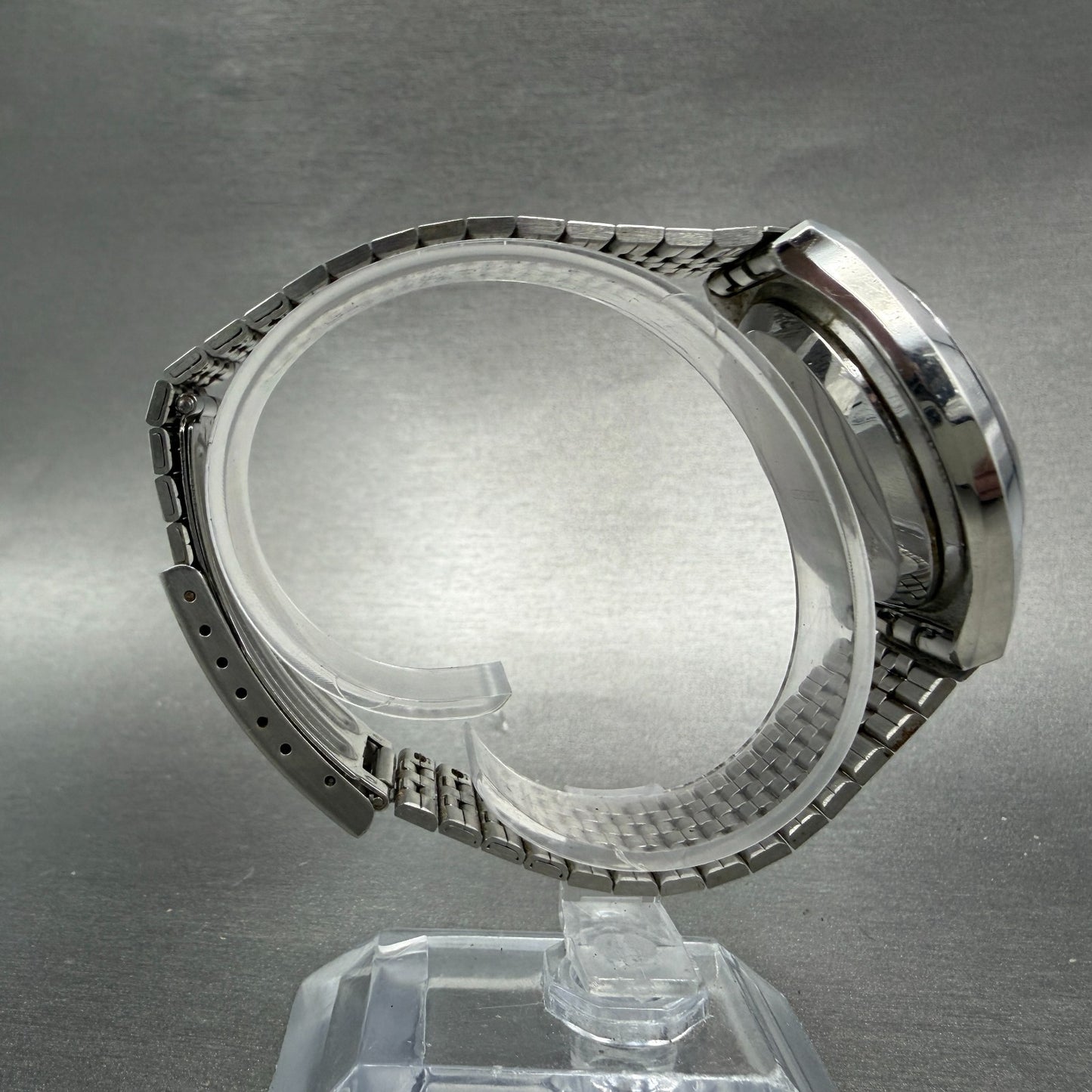 Seiko QT Watch Men 37mm Silver Dial Silver Tone Daydate Round 0823-8010 PARTS9