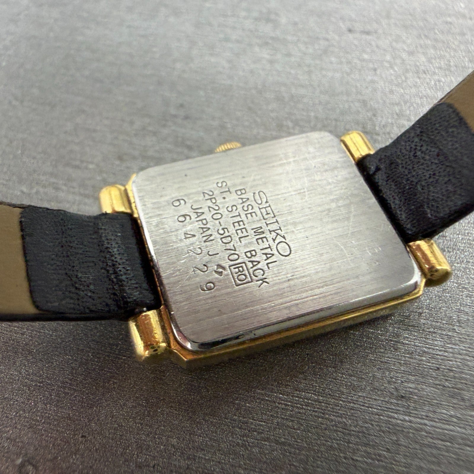 Seiko Tank Watch Women 17mm Silver Dial Two Tone Rectangle 2P20-5D70 New Battery9