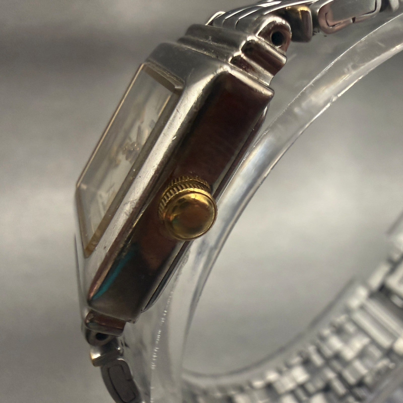 Seiko Watch Women 18mm White Dial Two Tone Rectangle V401-5849 New Battery2