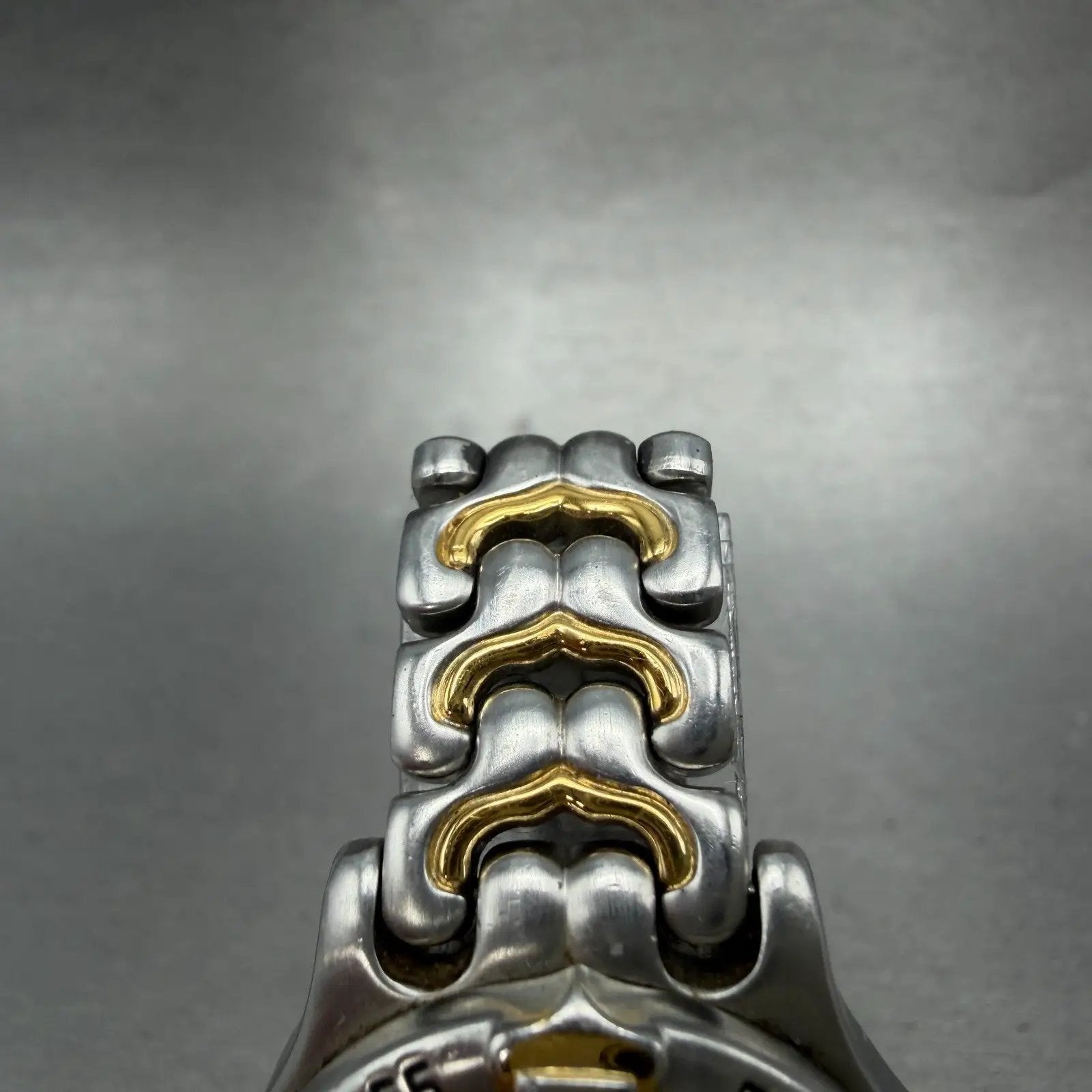 48013022