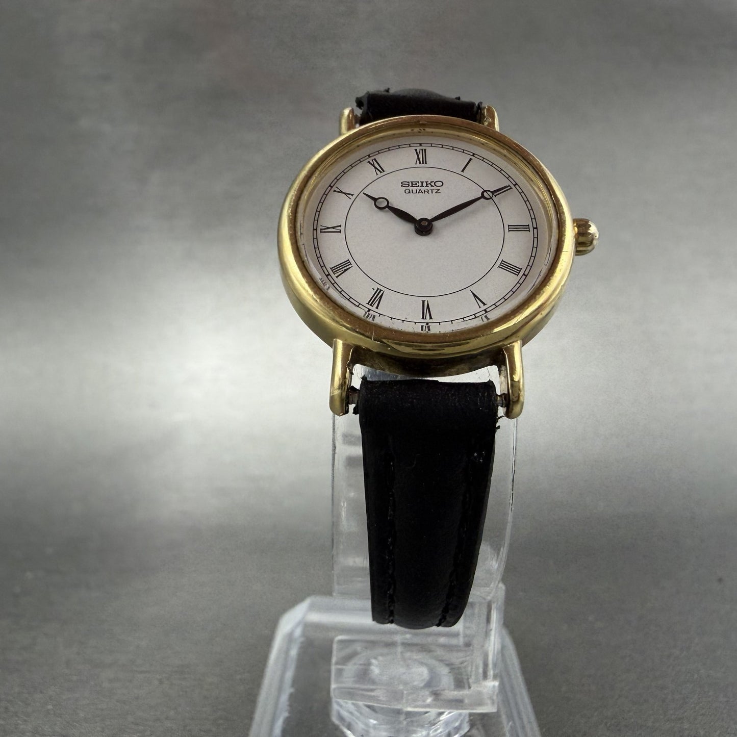 Seiko Watch Women 24mm White Dial Gold Tone Round 2Y00-0A50 New Battery5