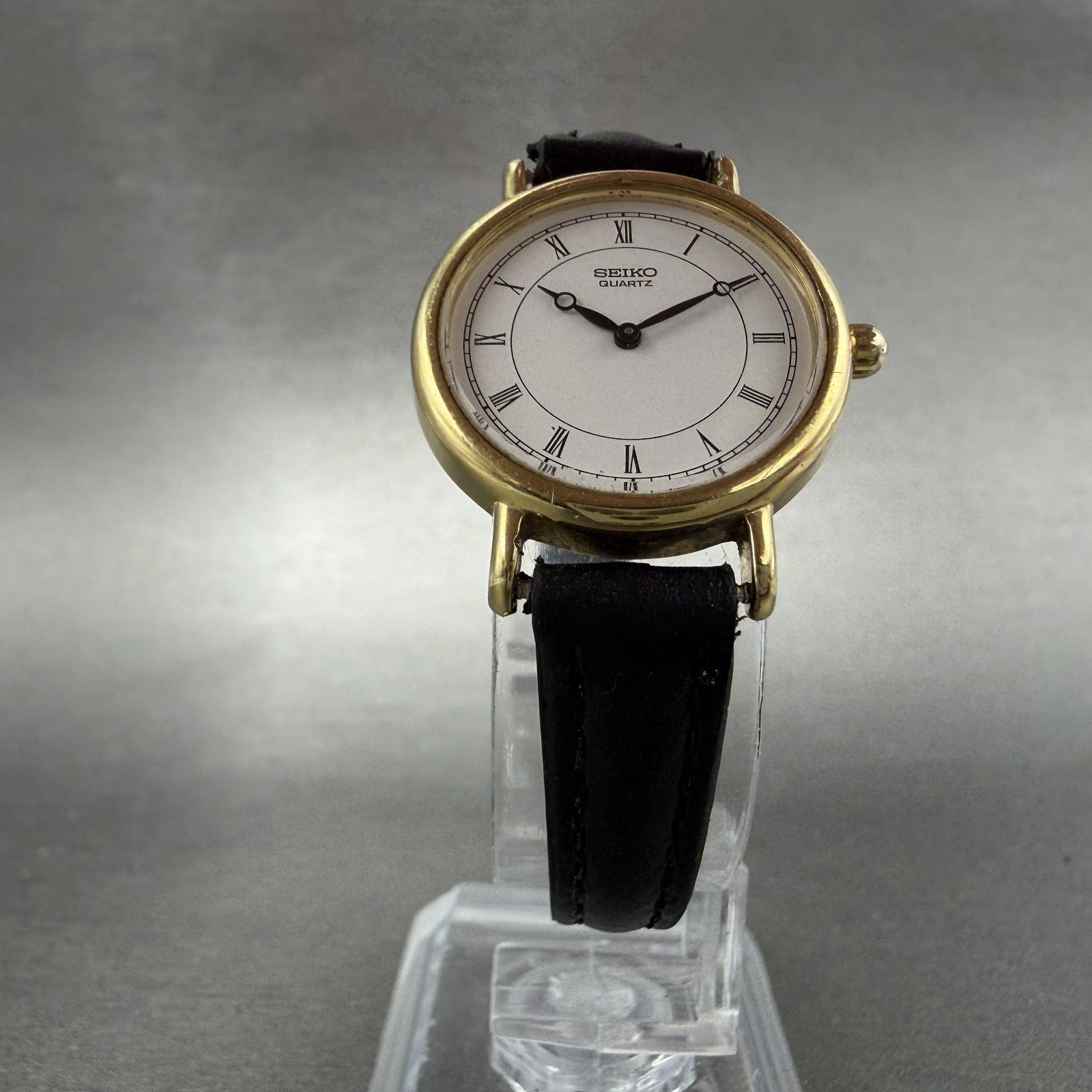 Seiko Watch Women 24mm White Dial Gold Tone Round 2Y00-0A50 New Battery5