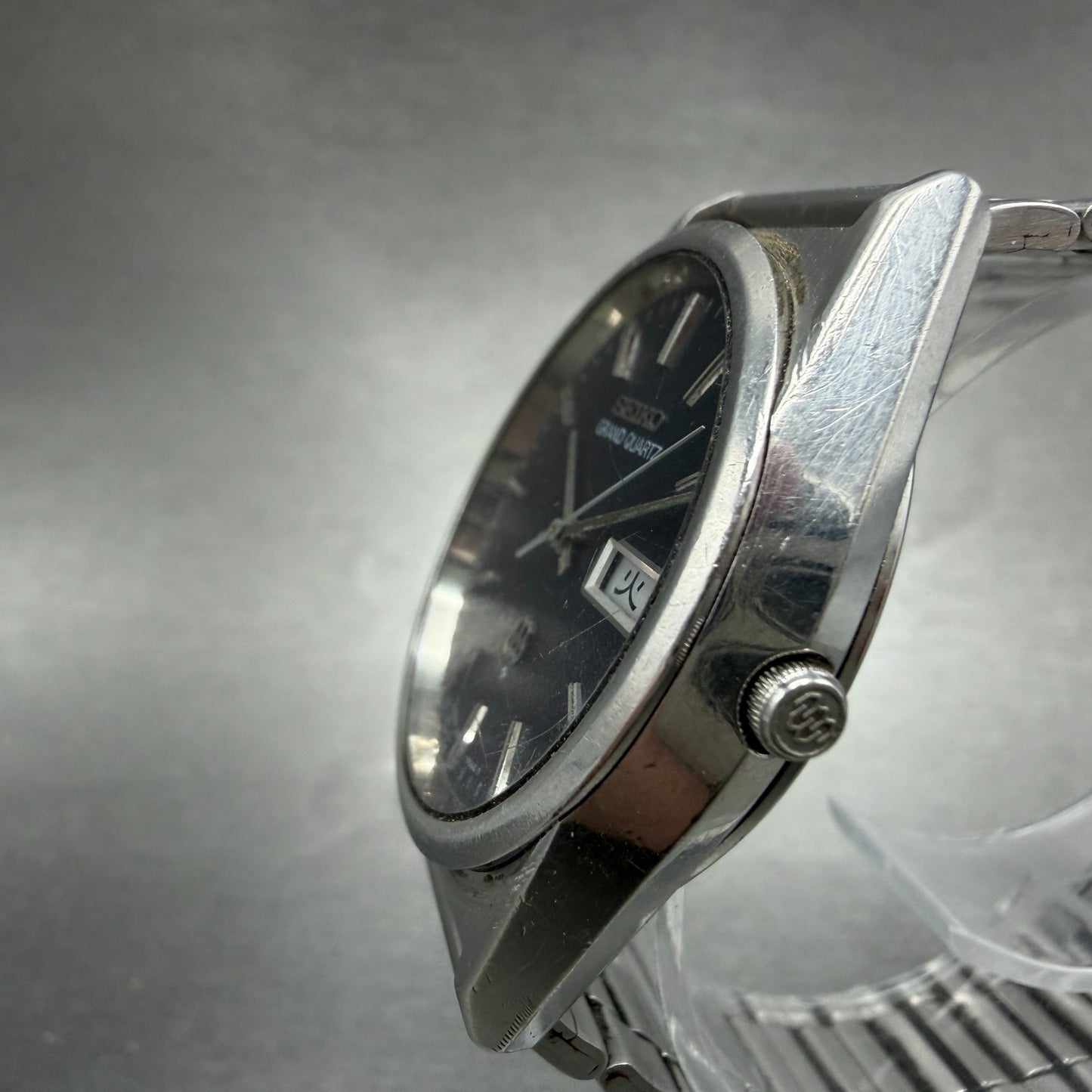 Seiko Grand Quartz Watch Men 36mm Blue Dial Silver Tone Daydate 9943-8030 NewBat2