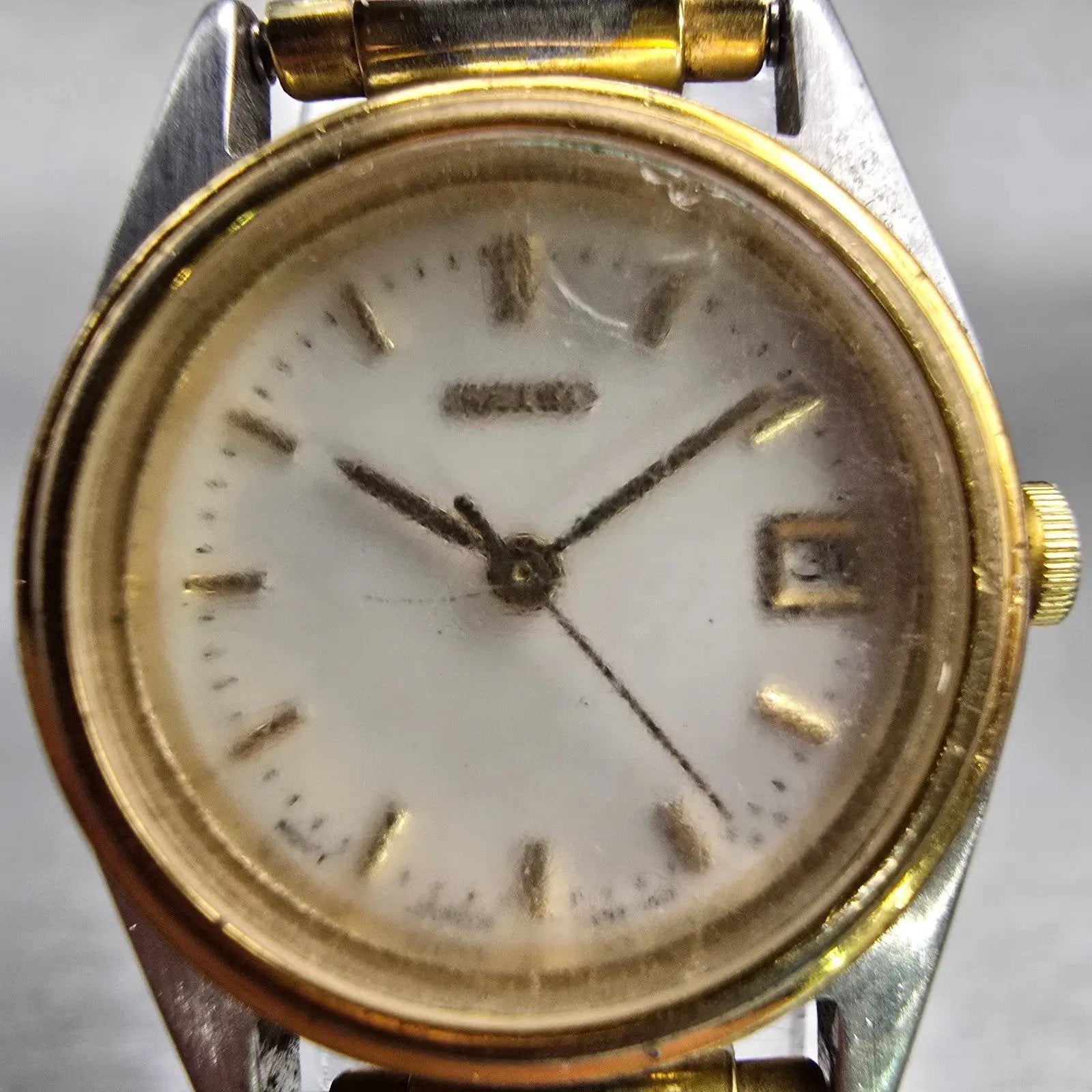 Seiko Watch Women 24mm White Dial Two Tone Date Round 7N82-0399 New Battery VTG1
