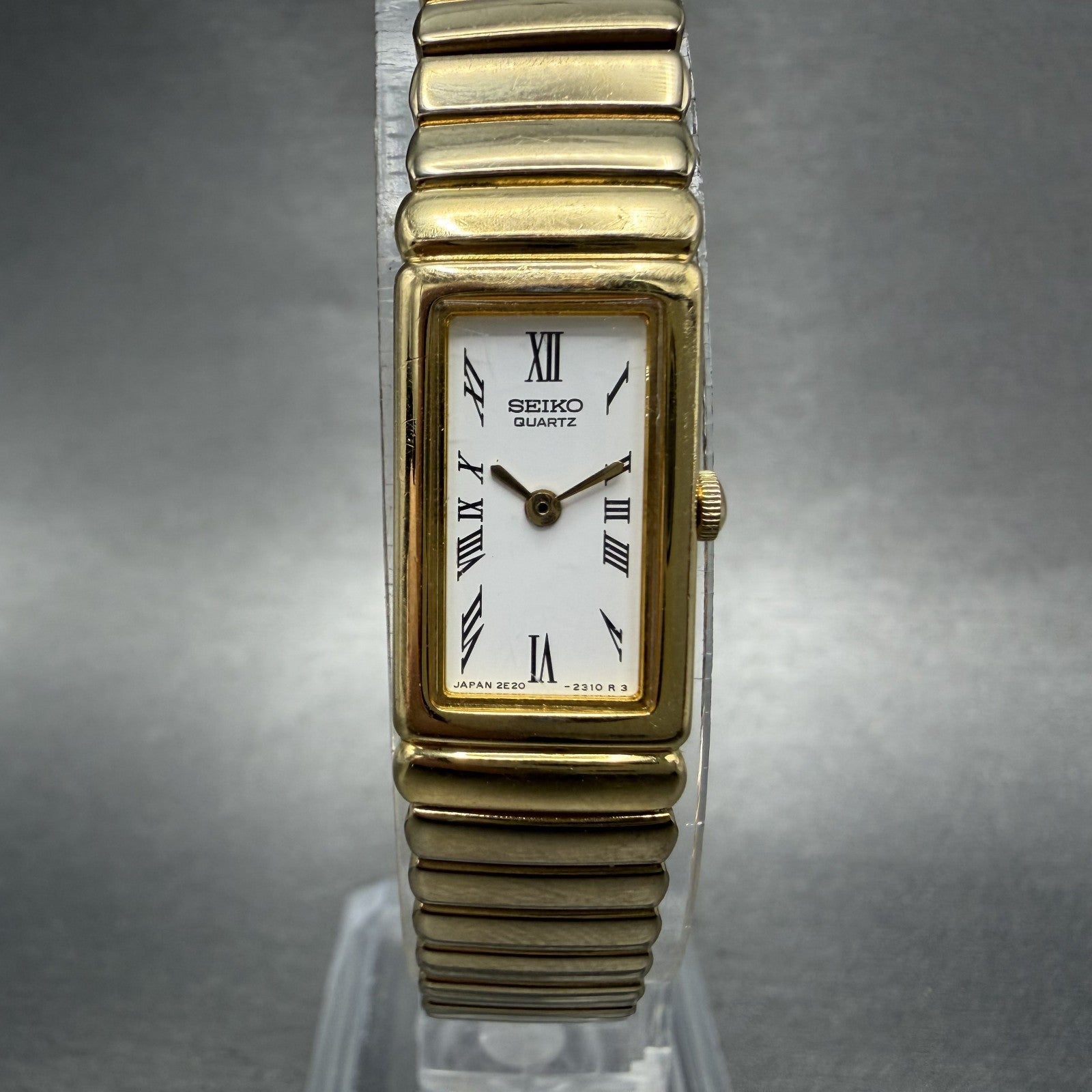 Seiko Tank Watch Women 13mm White Dial Gold Tone Rectangle 2E20-6759 New Batt YZ0