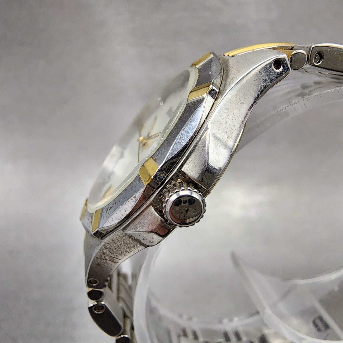 Bulova Watch Women 29mm MOP Dial Two Tone Date Round 98P116 New Battery2