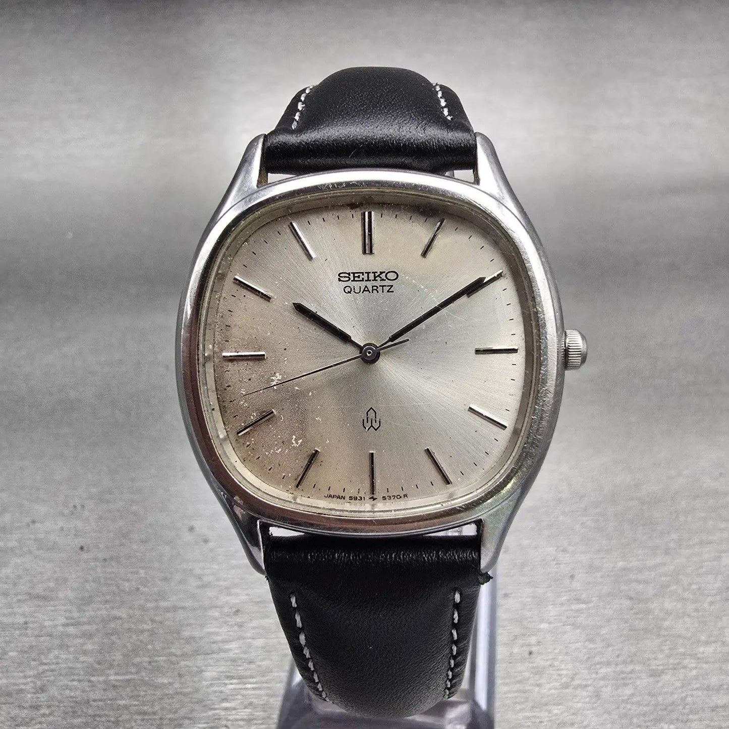 Seiko Watch Men 33mm Silver Dial Silver Tone Rectangle 5931-5330 New Battery VTG0