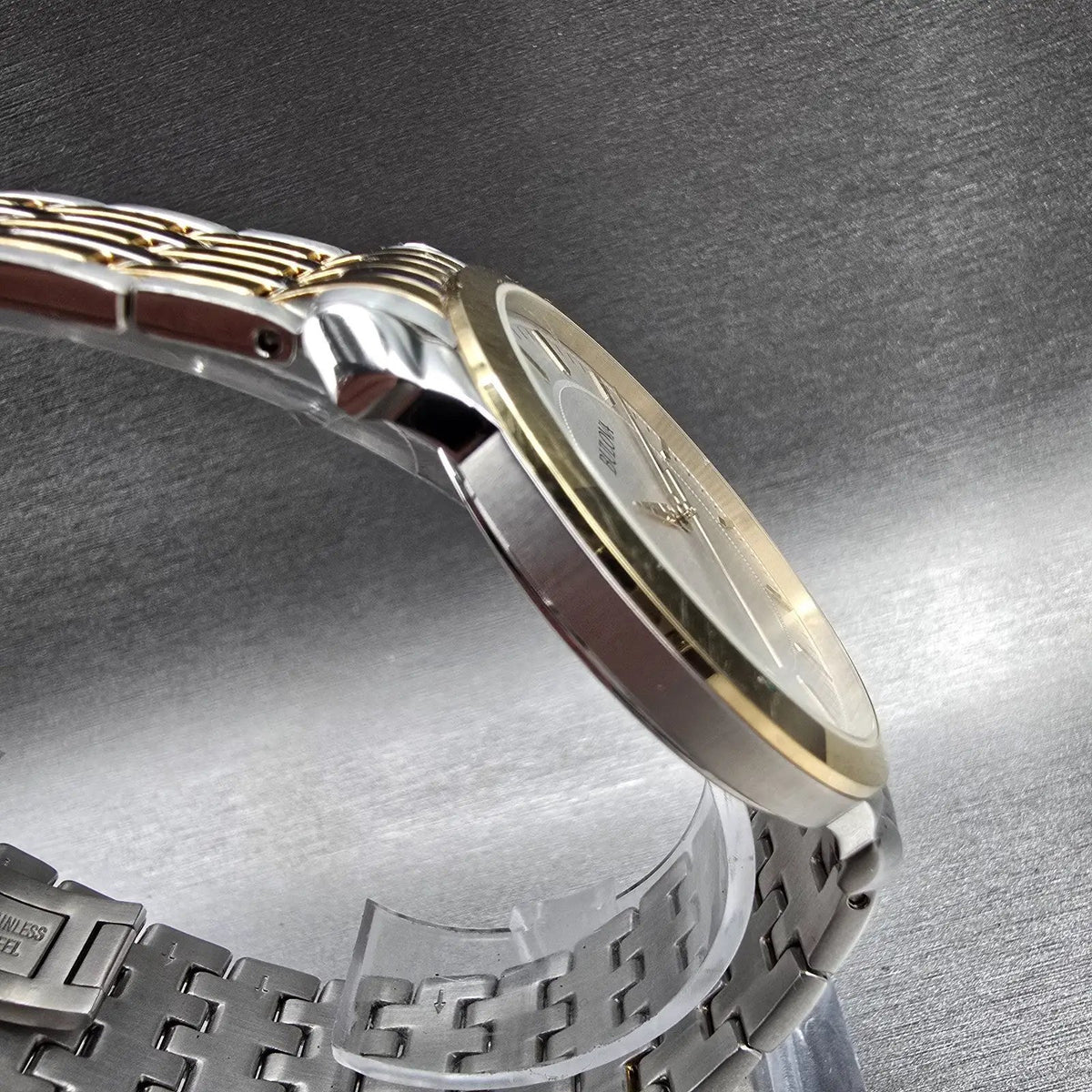 Bulova Watch Men 41mm Silver Dial Two Tone Round 98A121 New Battery3