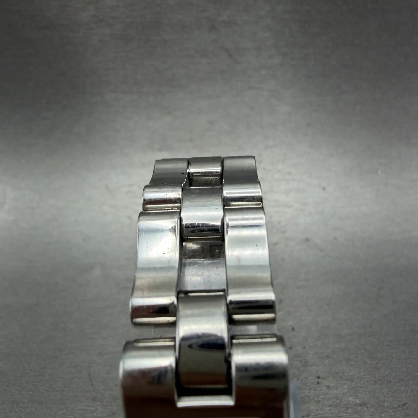 48524084