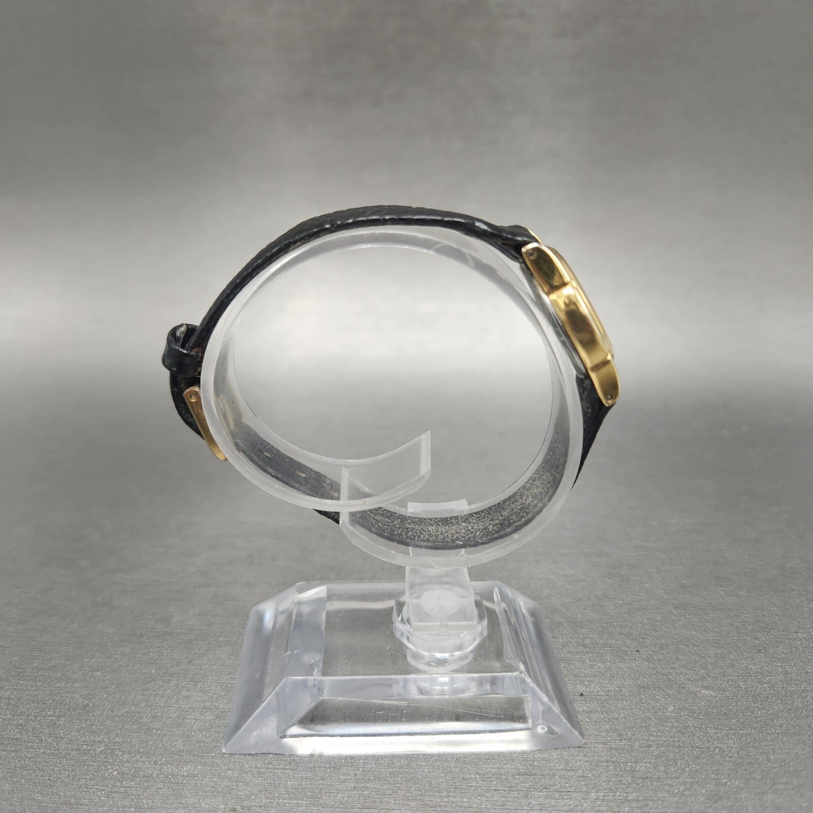 VTG Citizen CQ Watch Women 21mm Black Dial Gold Tone Round 3220914864 New Batt7
