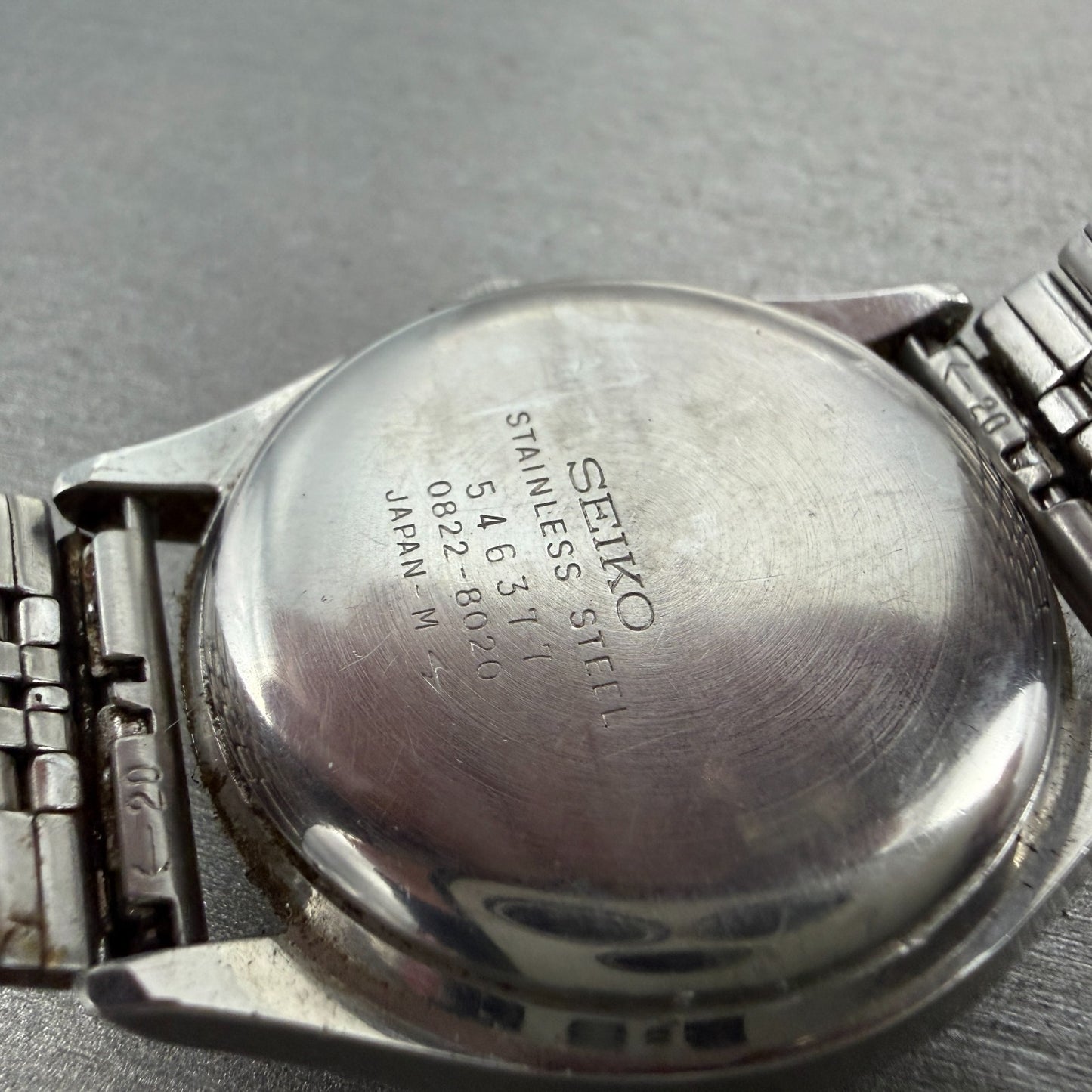 Seiko QT Watch Men 36mm Silver Dial Silver Tone Date Round 0822-8020 New Battery9