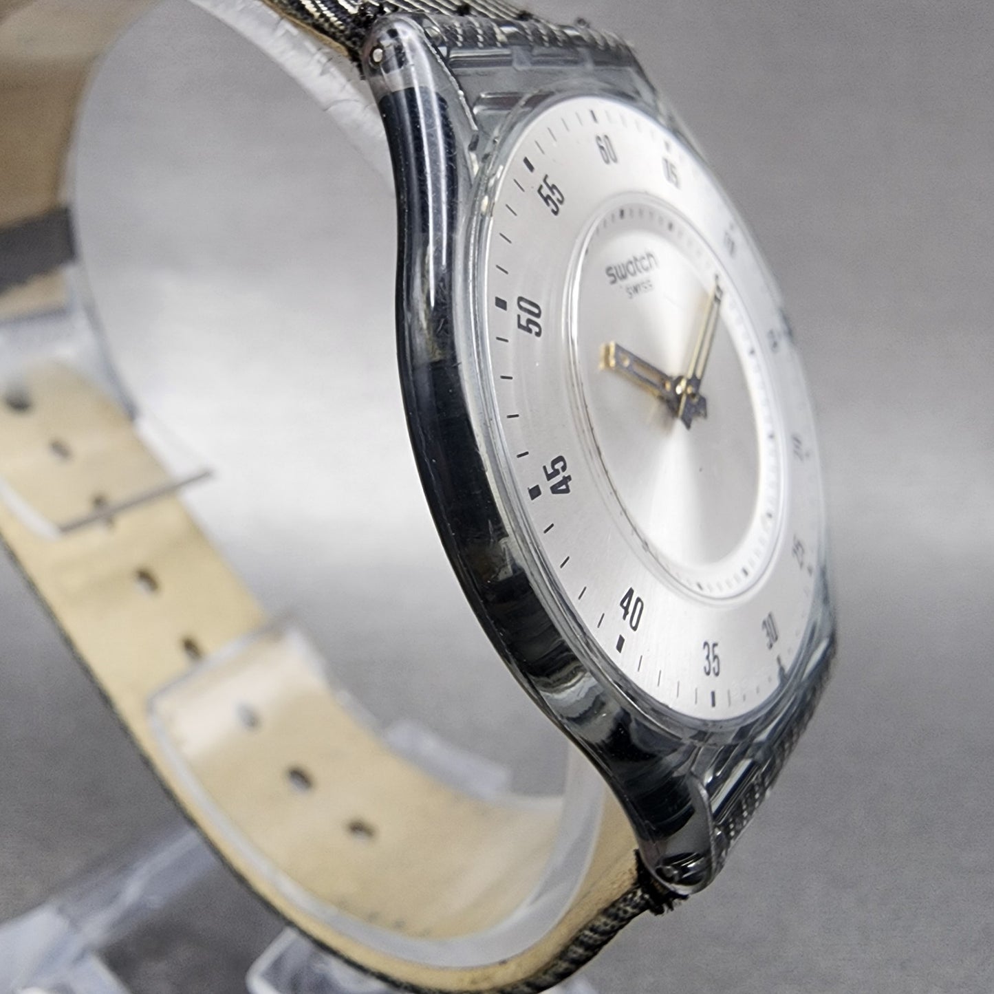 Swatch Skin Watch Women 34mm Silver Dial Clear Case Round New Battery3