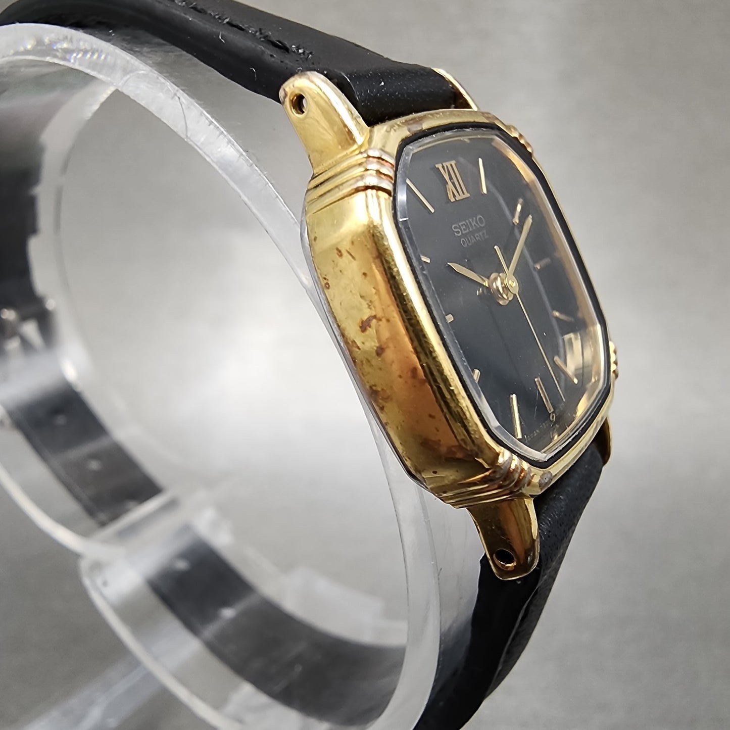 Seiko Watch Women 20mm Black Dial Gold Tone Square 7321507a New Battery3