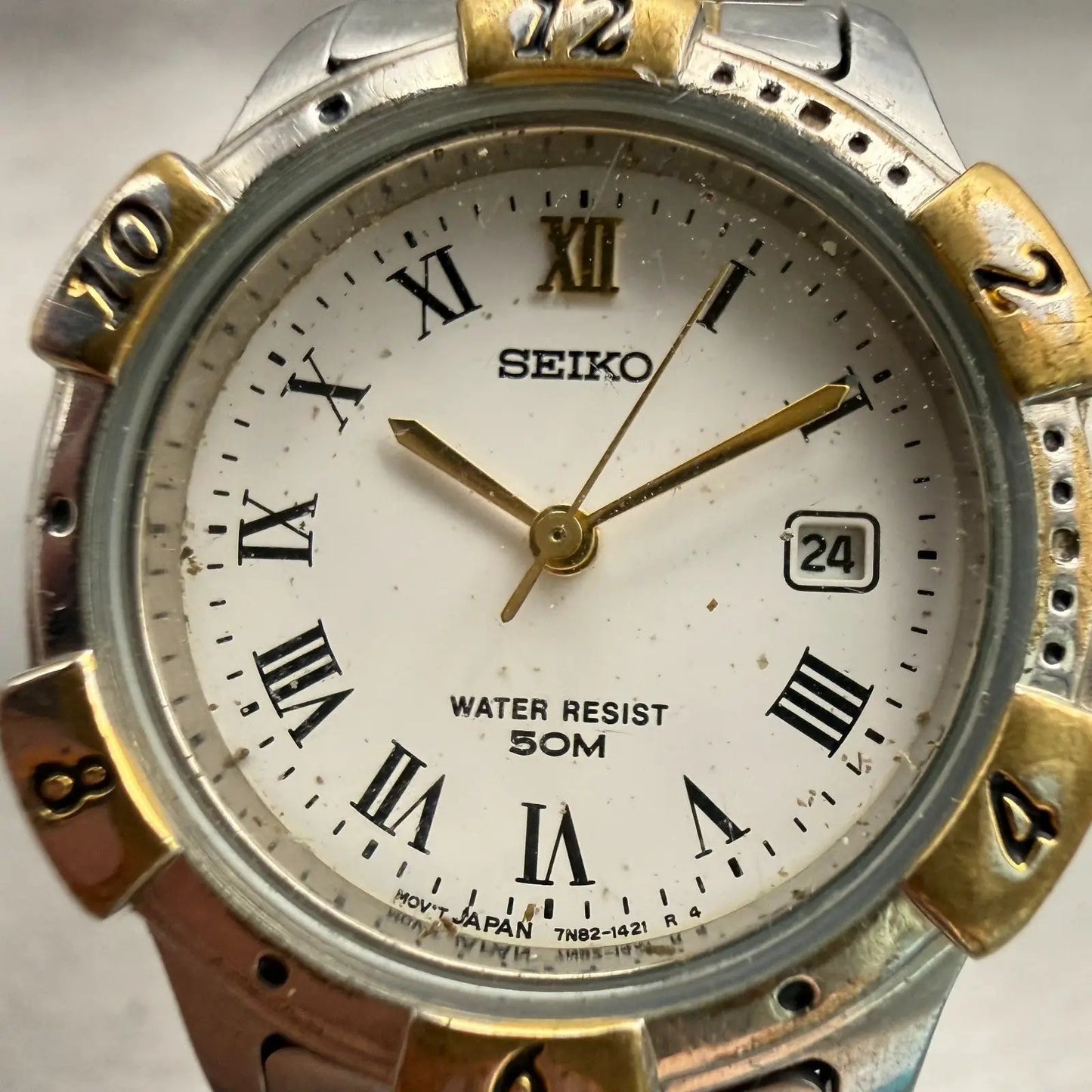 Seiko Watch Women 27mm White Dial Two Tone Date Round 7N82-0610 New Battery VTG1