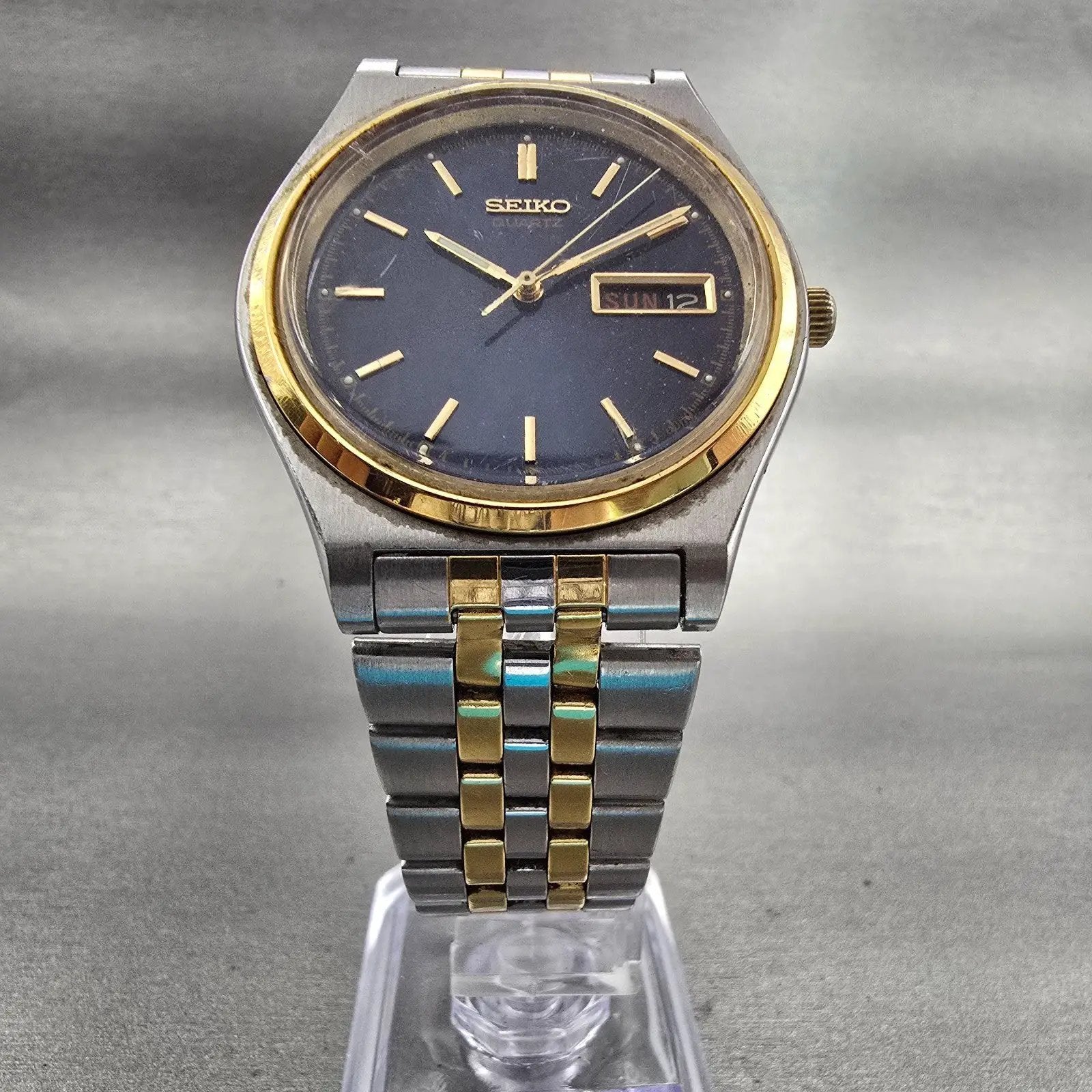 Seiko Watch Men 37mm Blue Dial Two Tone Daydate Round V743-8A20 New Battery VTG5