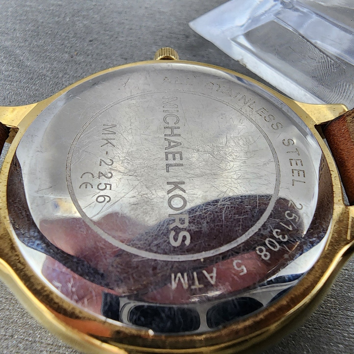 Michael Kors Slim Runway Watch Women 42mm Gold Dial Gold Tone Round New Battery9
