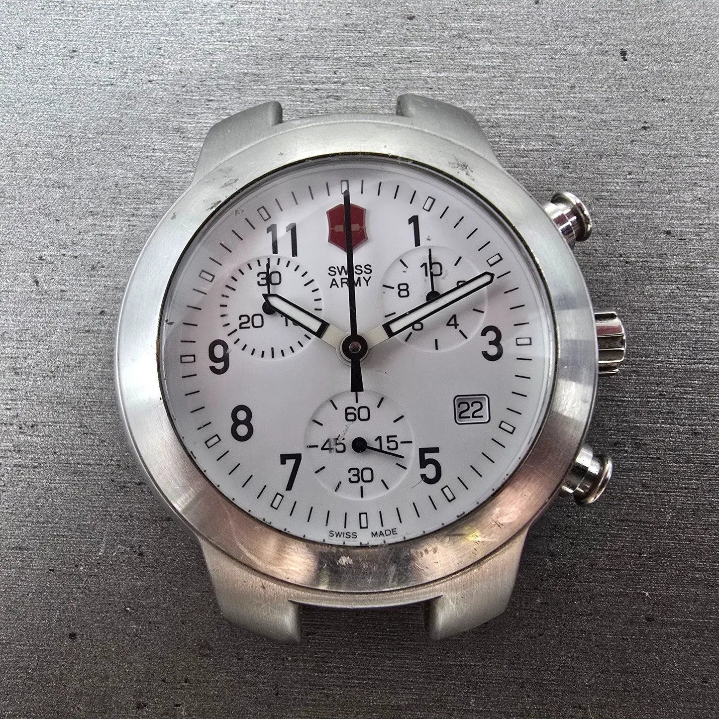 Victorinox Swiss Army Maverick chronograph Watch Men 42mm White Dial Steel Works0