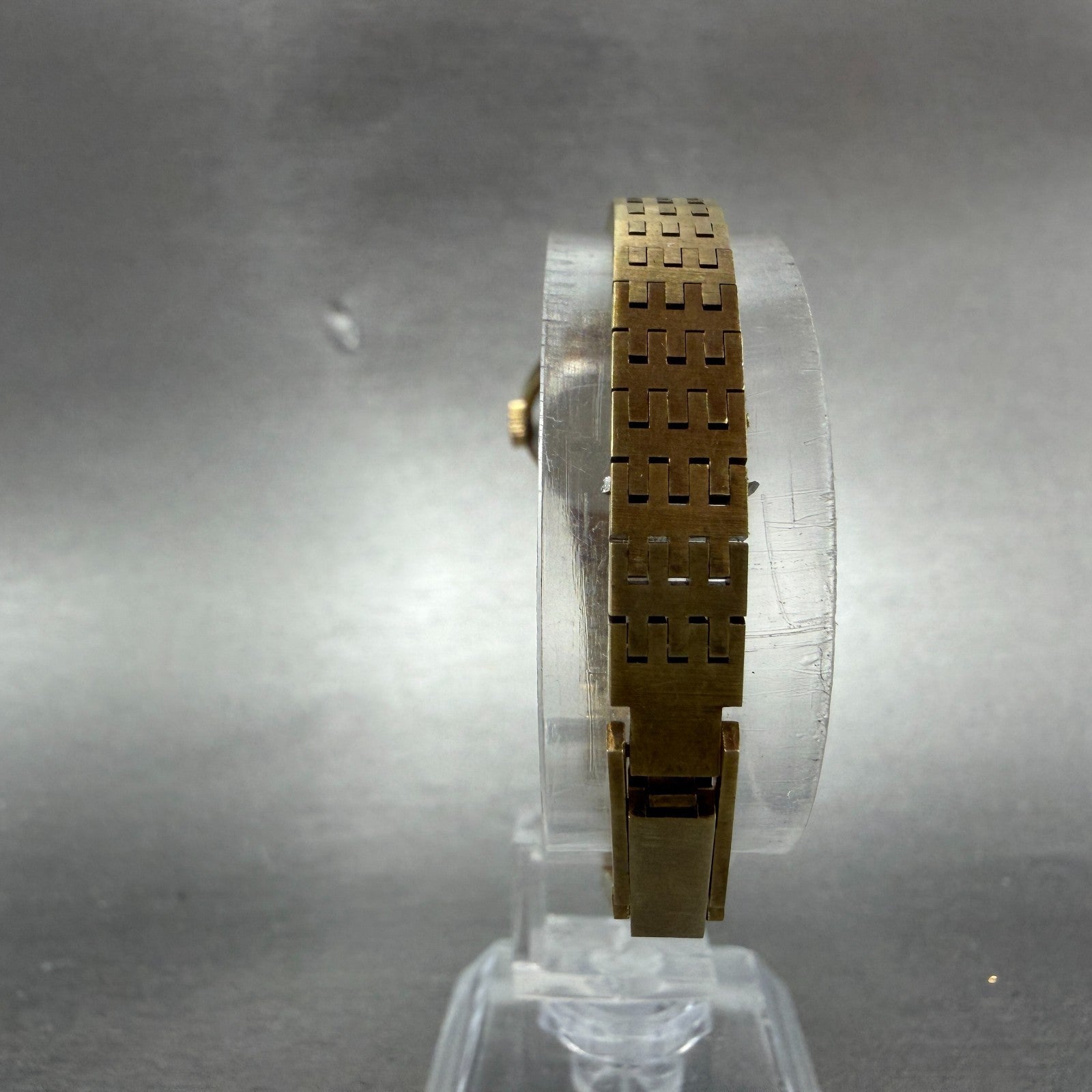 Citizen Watch Women 23mm White Dial Gold Tone Oval Manual Wind PARTS!!!!!!!!!!!!7